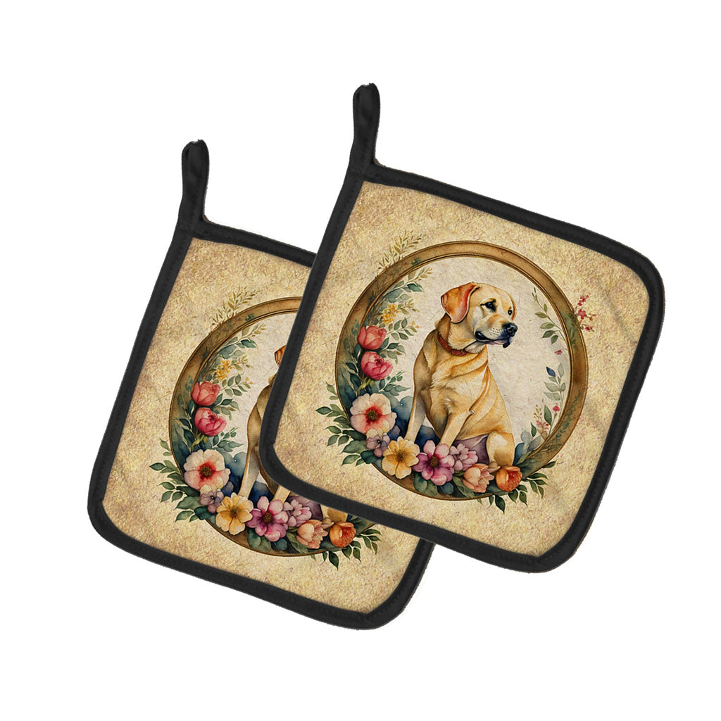 Yellow Labrador Retriever and Flowers Pot Holder Set of 2 Heat Resistant Quilted Hot Pads 7.5 x 7.5 Inch, Insulated Kitchen Trivets for Cooking & Baking