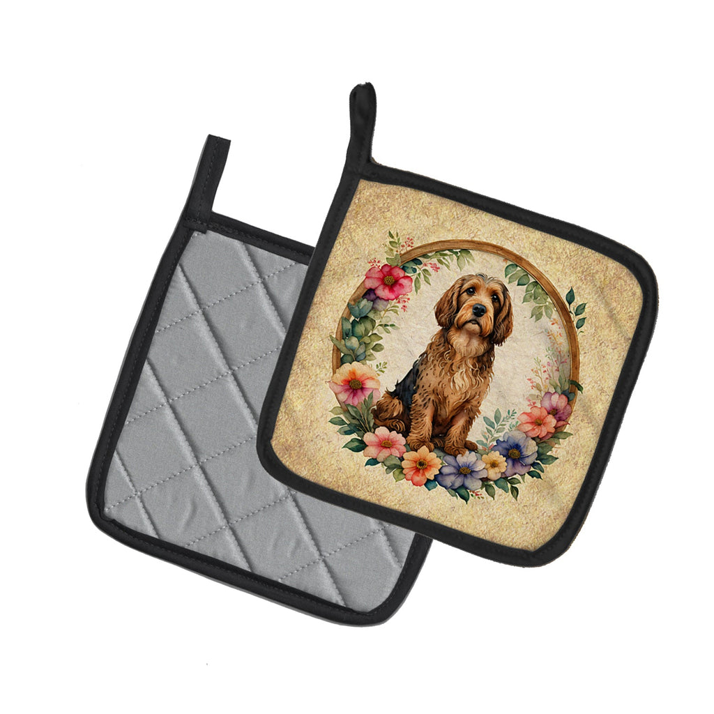 Otterhound and Flowers Pot Holder Set of 2 Heat Resistant Quilted Hot Pads 7.5 x 7.5 Inch, Insulated Kitchen Trivets for Cooking & Baking
