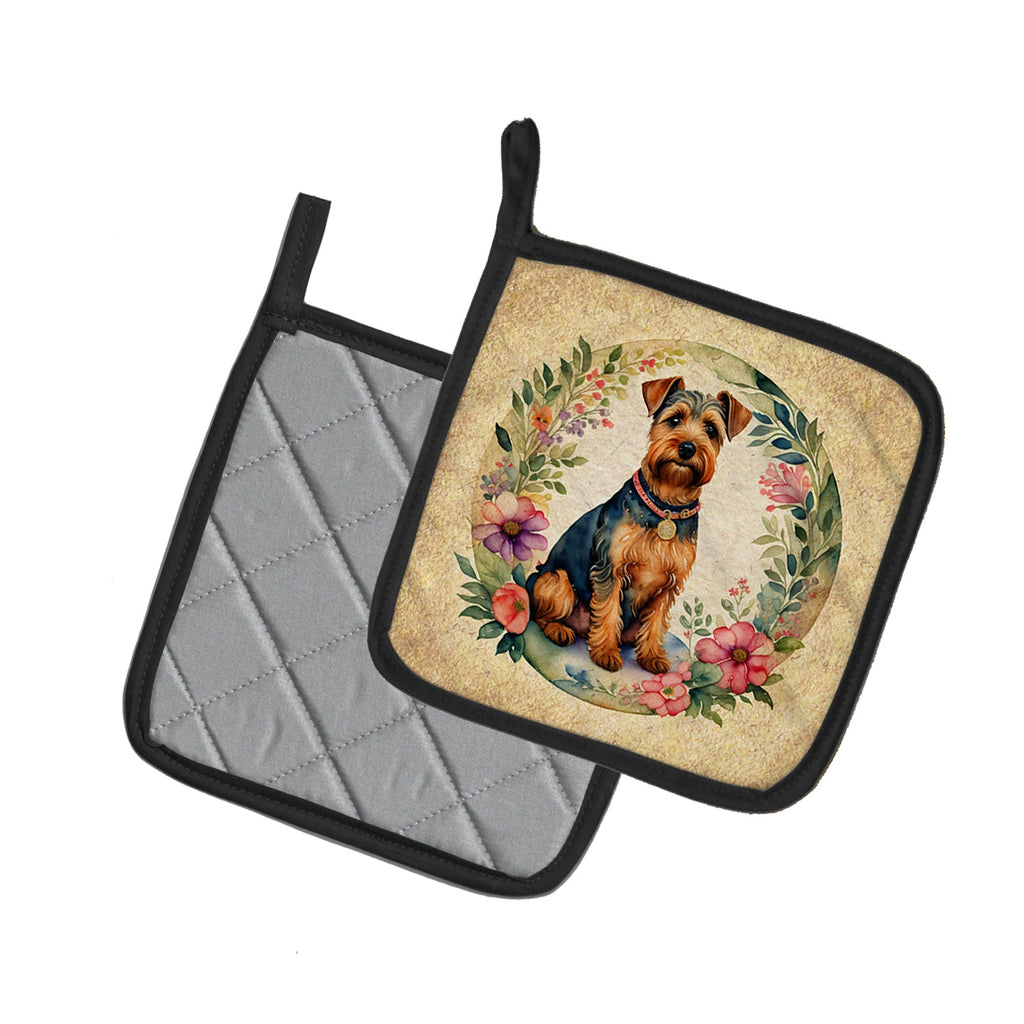 Welsh Terrier and Flowers Pot Holder Set of 2 Heat Resistant Quilted Hot Pads 7.5 x 7.5 Inch, Insulated Kitchen Trivets for Cooking & Baking