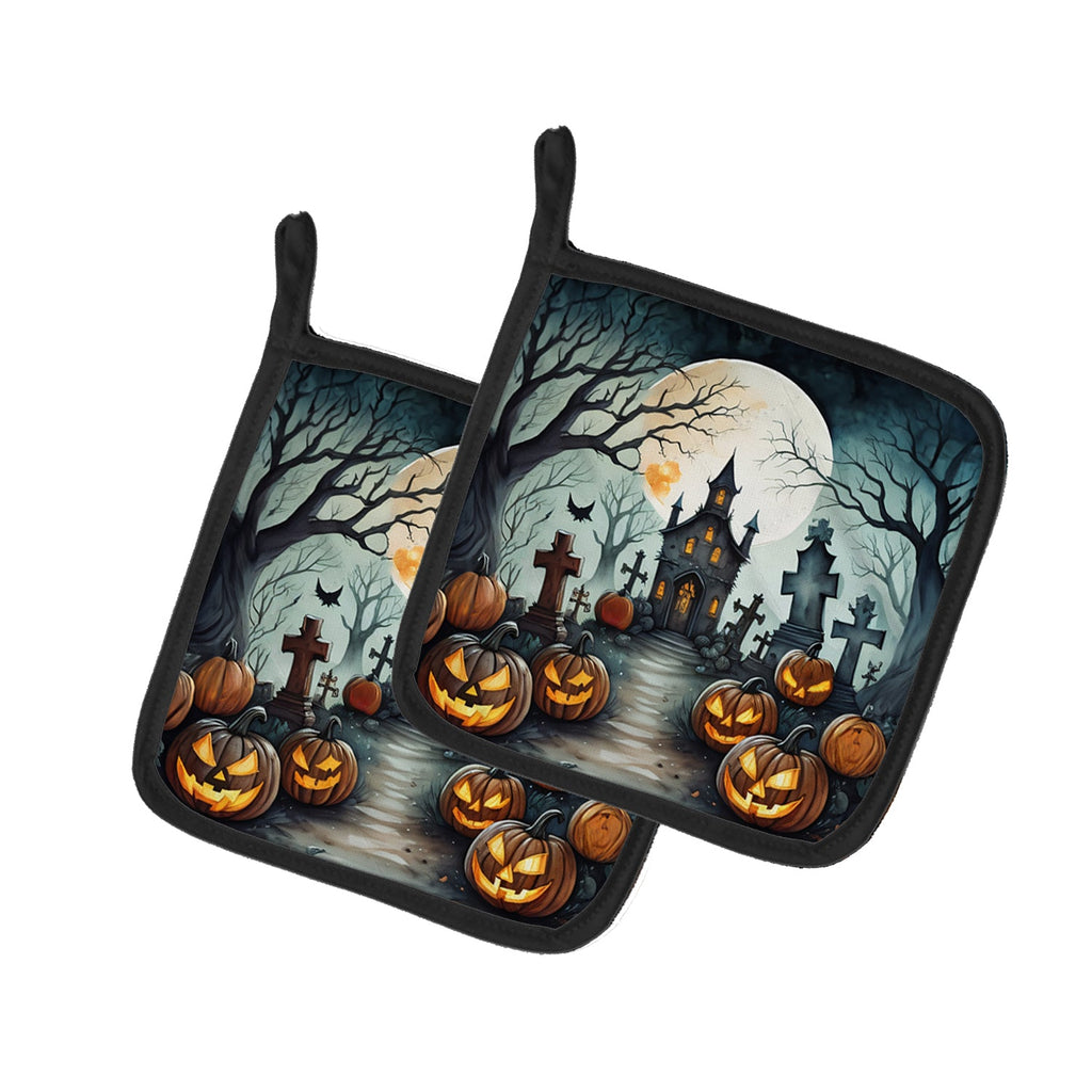 Graveyard Spooky Halloween Pot Holder Set of 2 Heat Resistant Quilted Hot Pads 7.5 x 7.5 Inch, Insulated Kitchen Trivets for Cooking & Baking