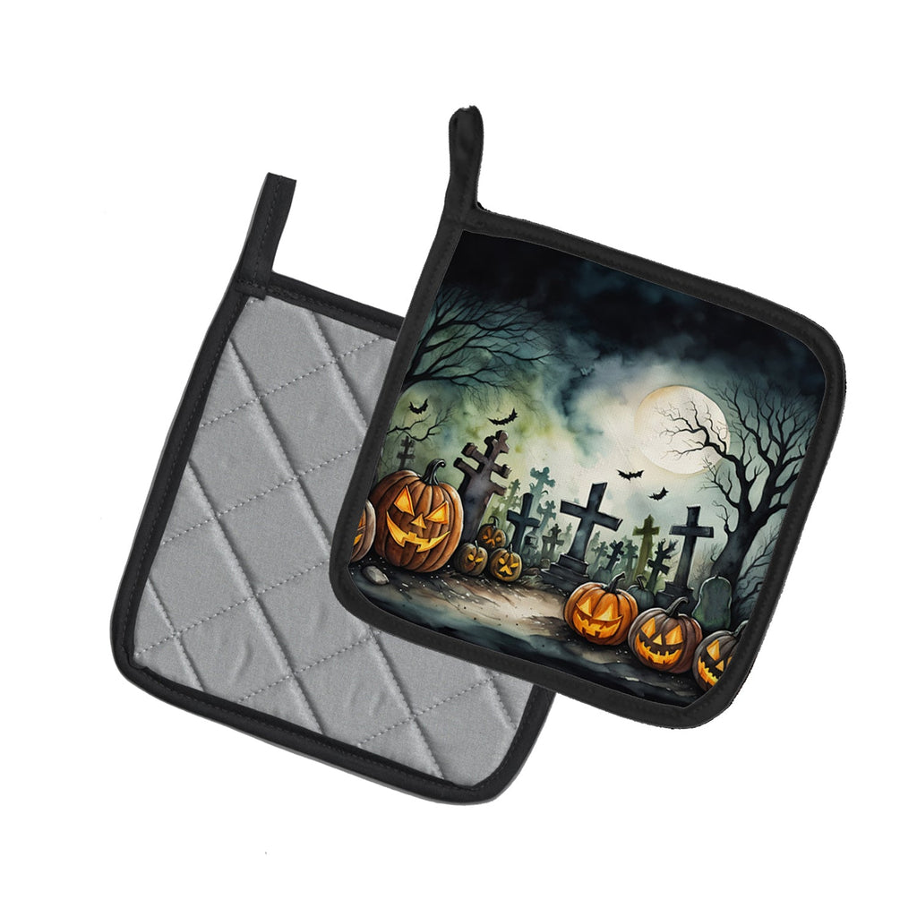Graveyard Spooky Halloween Pot Holder Set of 2 Heat Resistant Quilted Hot Pads 7.5 x 7.5 Inch, Insulated Kitchen Trivets for Cooking & Baking