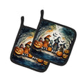 Trick or Treaters Spooky Halloween Pot Holder Set of 2 Heat Resistant Quilted Hot Pads 7.5 x 7.5 Inch, Insulated Kitchen Trivets for Cooking & Baking