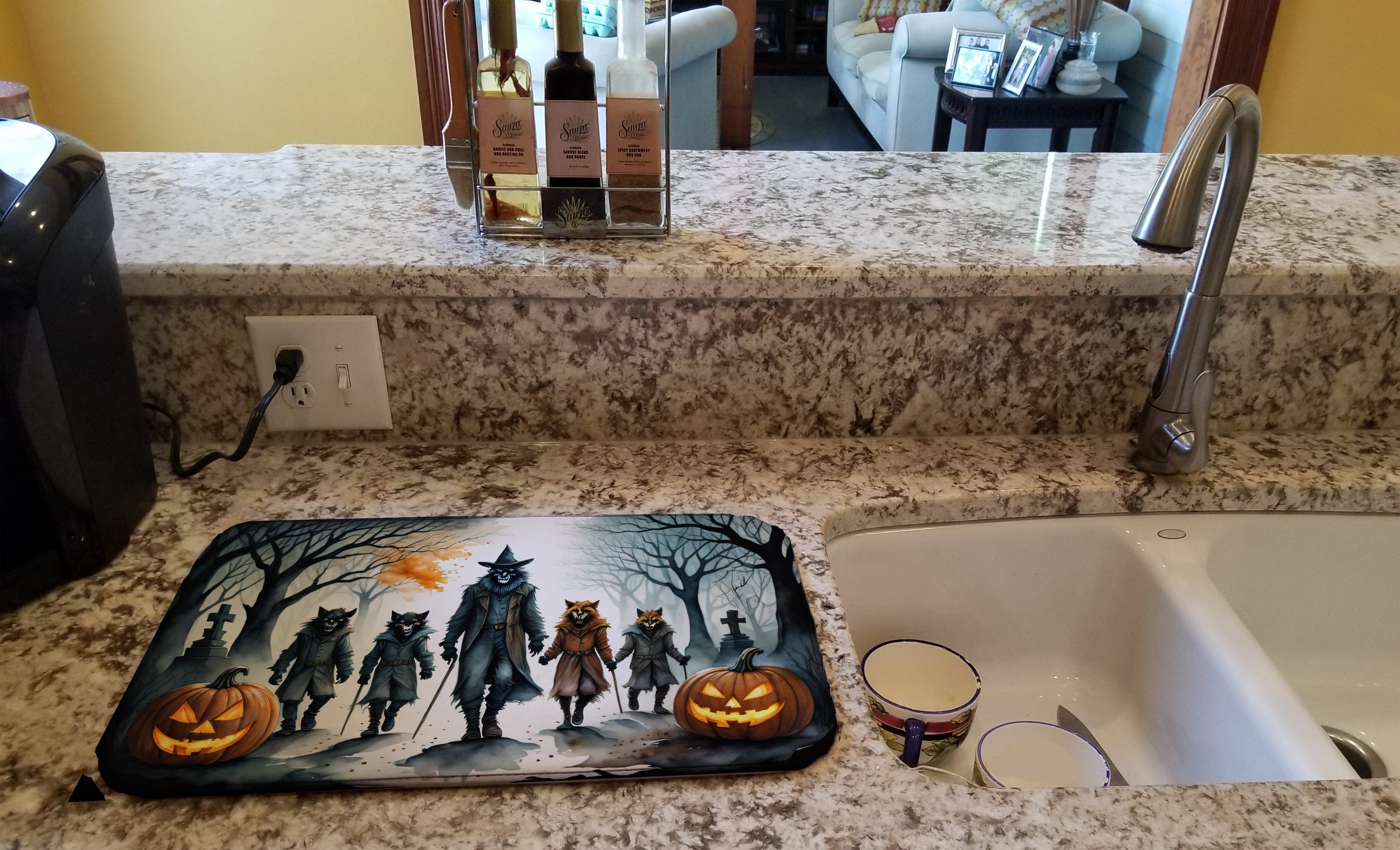 Werewolves Spooky Halloween Dish Drying Mat Absorbent Dish Drying Mat Pad for Kitchen Counter Dish Drainer Mat for Countertop, 14 x 21", Multicolor