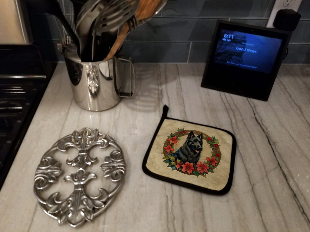Belgian Sheepdog Christmas Flowers Pot Holder Set of 2 Heat Resistant Quilted Hot Pads 7.5 x 7.5 Inch, Insulated Kitchen Trivets for Cooking & Baking