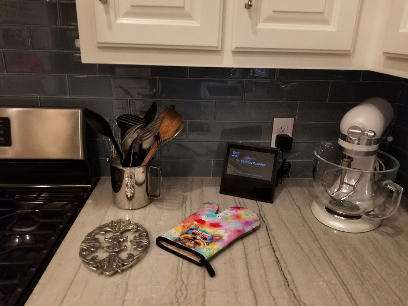 Yorkshire Terrier Hippie Dawg Oven Mitt Heat Resistant Thick Oven Mitt for Hot Pans and Oven, Kitchen Mitt Protect Hands, Cooking Baking Glove