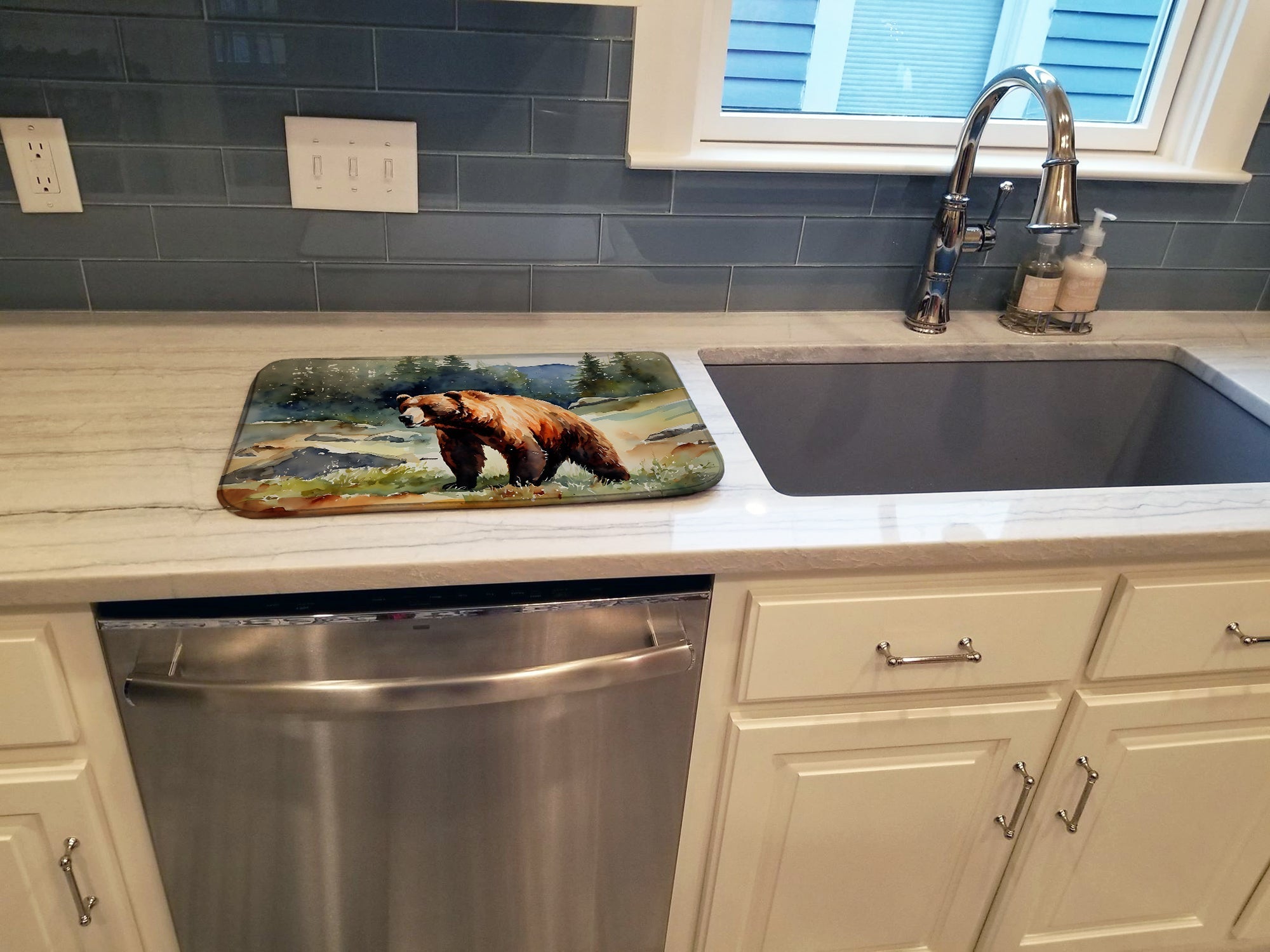 Kodiak Bear Dish Drying Mat Absorbent Dish Drying Mat Pad for Kitchen Counter Dish Drainer Mat for Countertop, 14 x 21", Multicolor