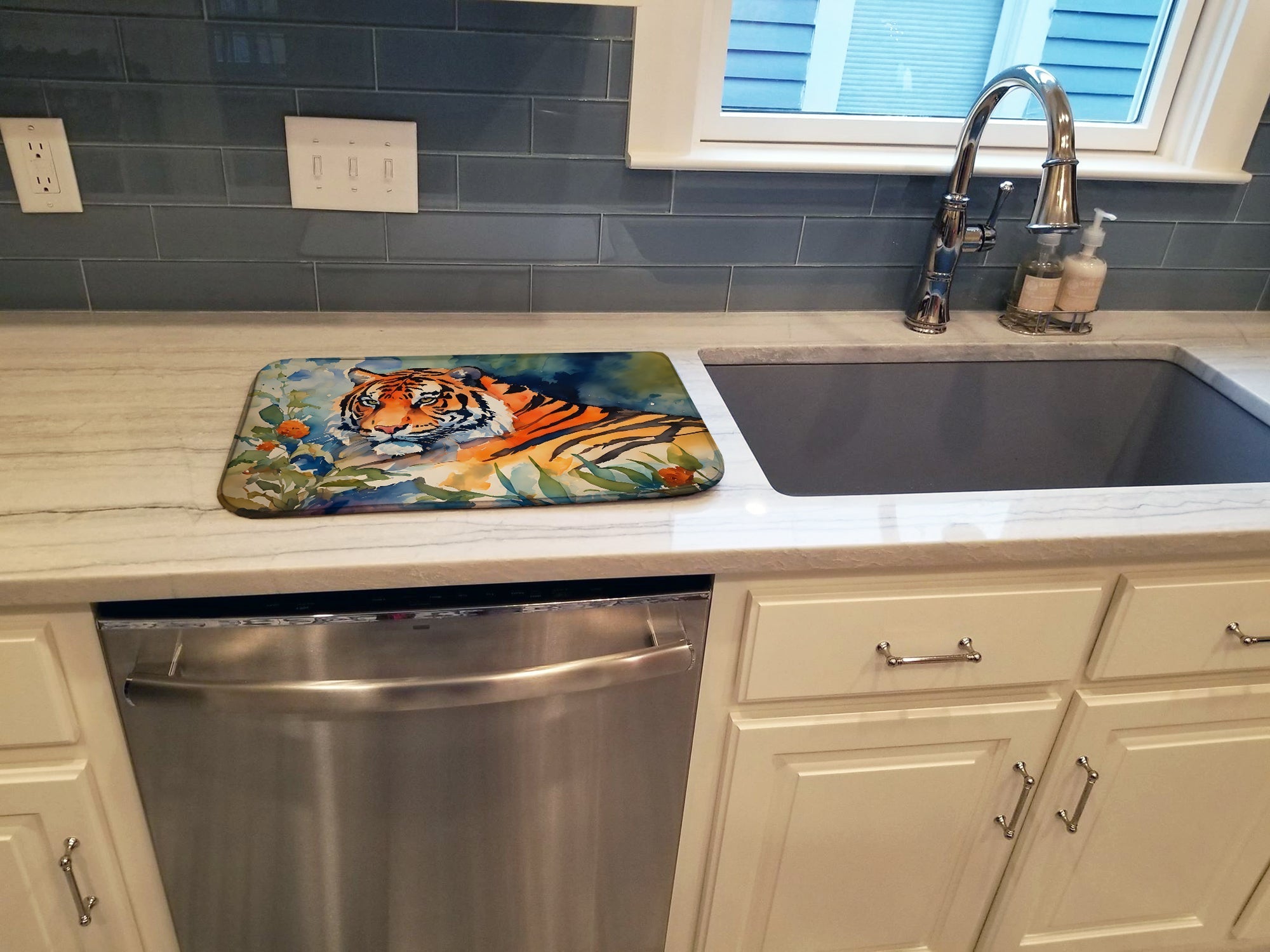 Tiger Dish Drying Mat Absorbent Dish Drying Mat Pad for Kitchen Counter Dish Drainer Mat for Countertop, 14 x 21", Multicolor