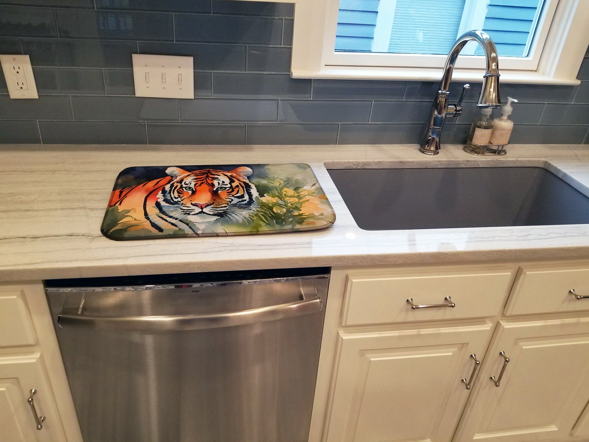 Tiger Dish Drying Mat Absorbent Dish Drying Mat Pad for Kitchen Counter Dish Drainer Mat for Countertop, 14 x 21", Multicolor