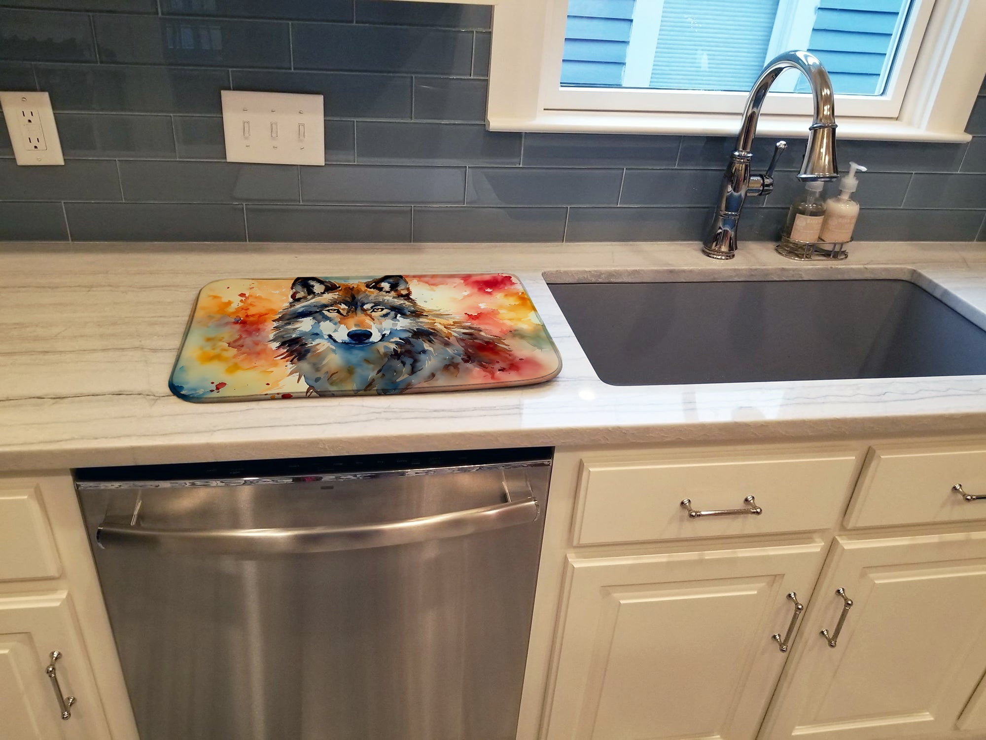 Wolves Wolf  Dish Drying Mat Absorbent Dish Drying Mat Pad for Kitchen Counter Dish Drainer Mat for Countertop, 14 x 21", Multicolor