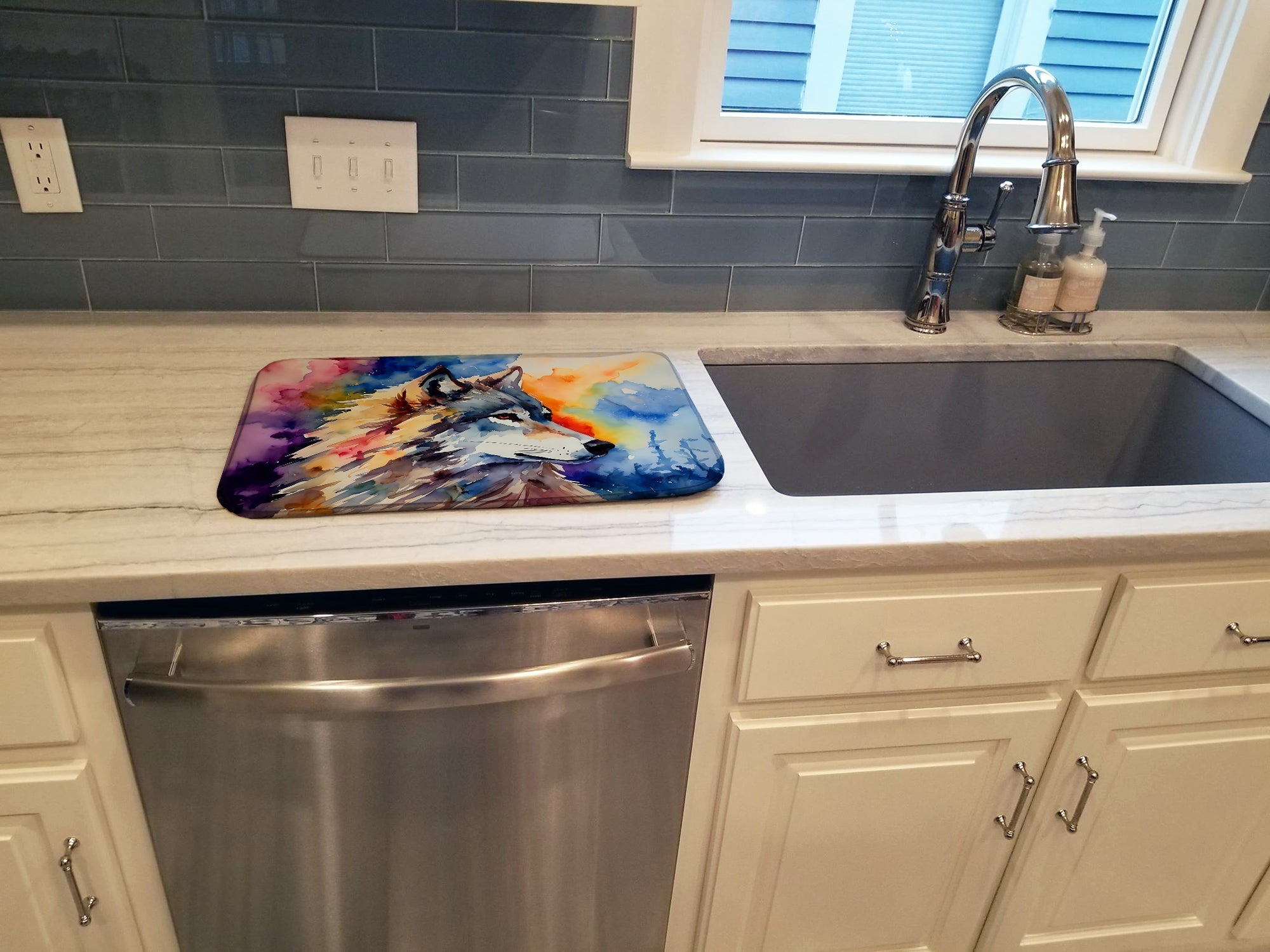 Wolves Wolf  Dish Drying Mat Absorbent Dish Drying Mat Pad for Kitchen Counter Dish Drainer Mat for Countertop, 14 x 21", Multicolor