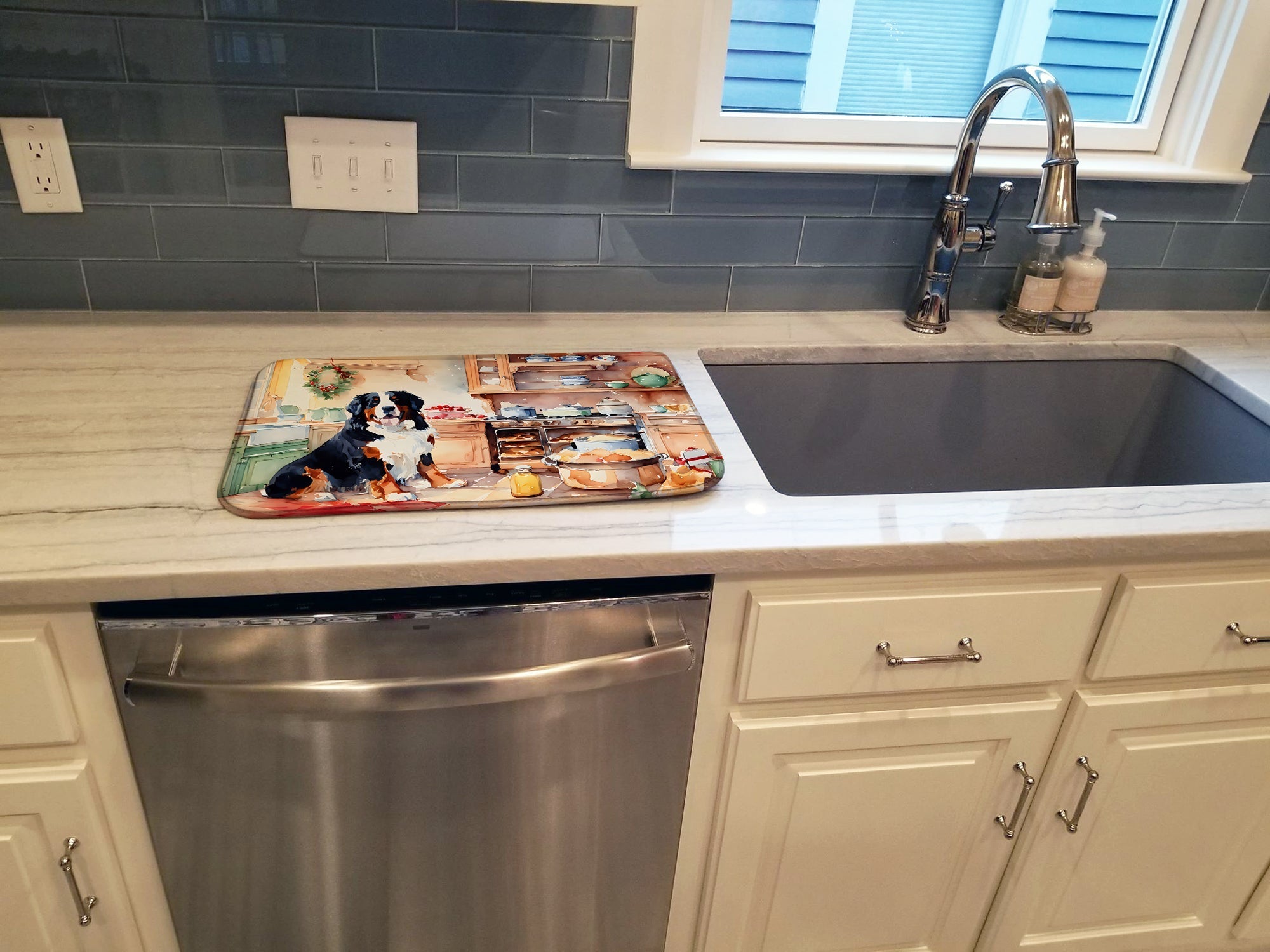 Bernese Mountain Dog Christmas Cookies Dish Drying Mat Absorbent Dish Drying Mat Pad for Kitchen Counter Dish Drainer Mat for Countertop, 14 x 21", Multicolor