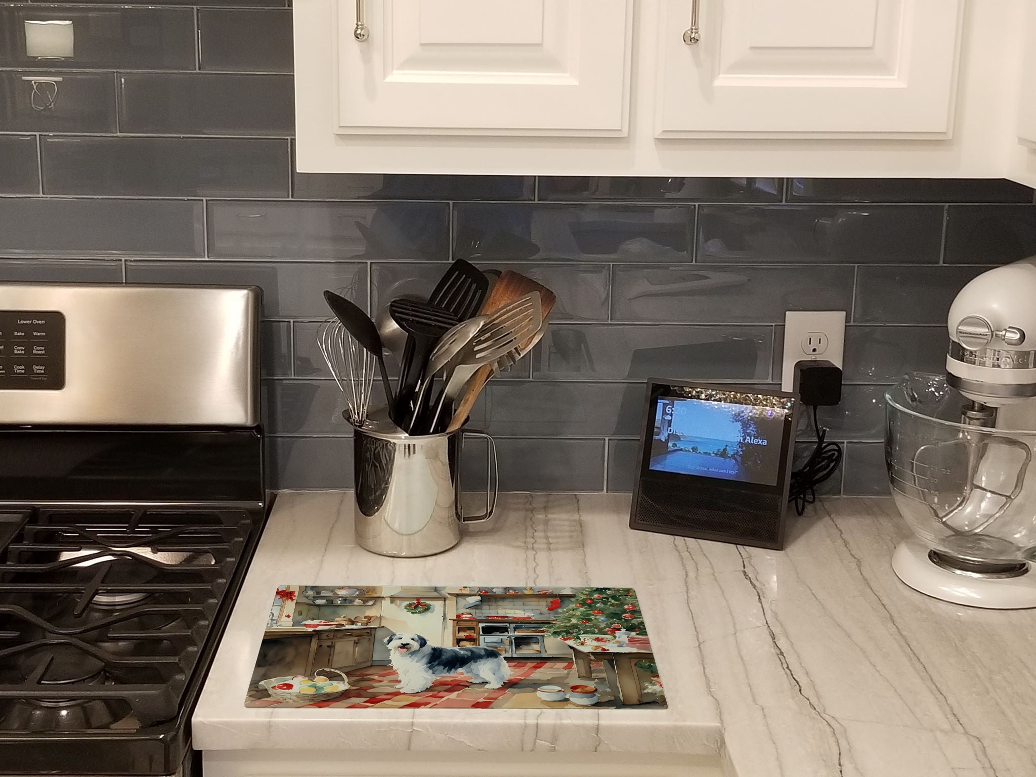 Old English Sheepdog Christmas Cookies Cutting Board Tempered Glass Kitchen Cutting Surface, Heat Resistant Chopping, Non-Slip Feet, Food Prep & Serving