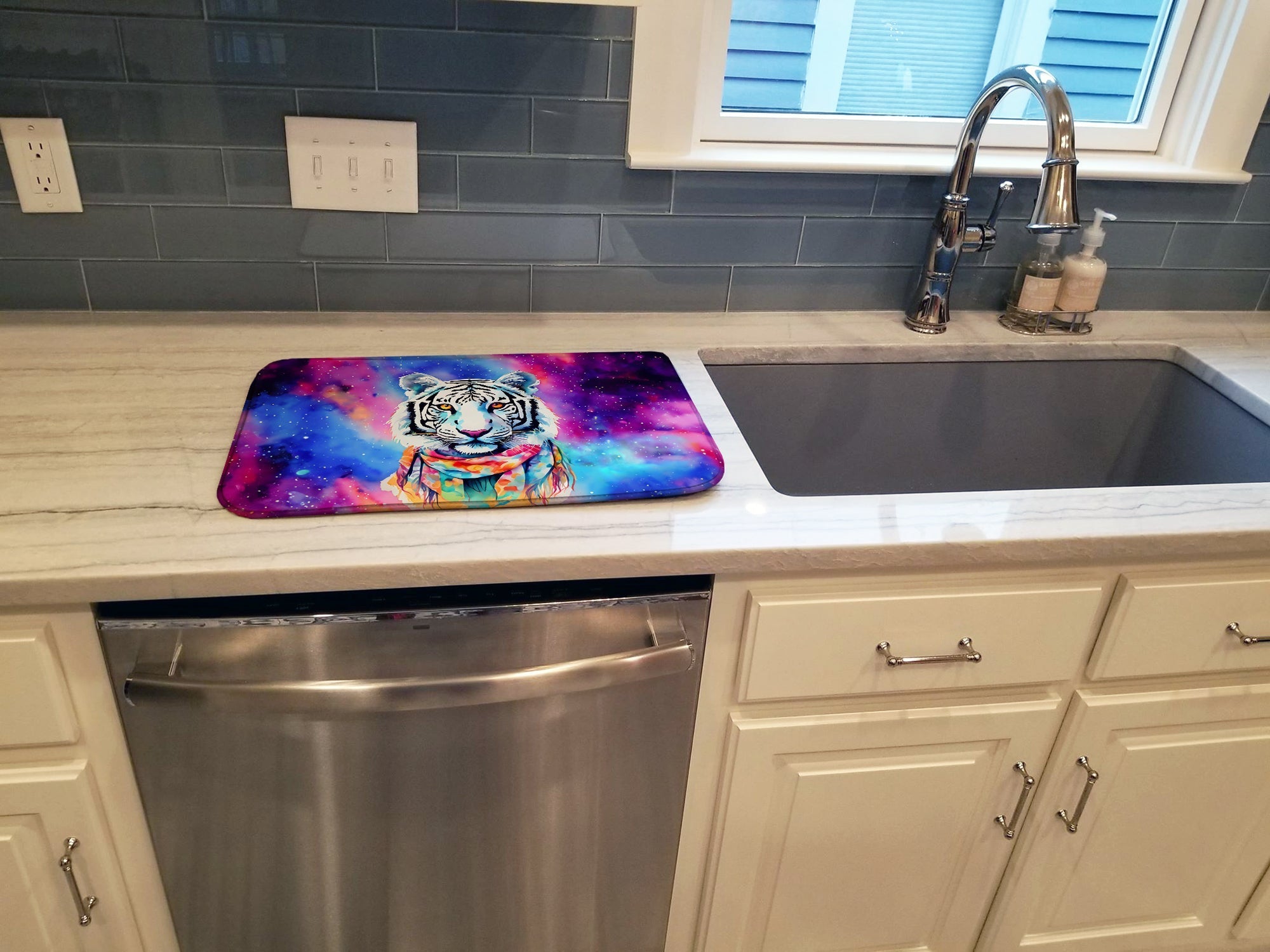 Hippie Animal White Tiger Dish Drying Mat Absorbent Dish Drying Mat Pad for Kitchen Counter Dish Drainer Mat for Countertop, 14 x 21", Multicolor