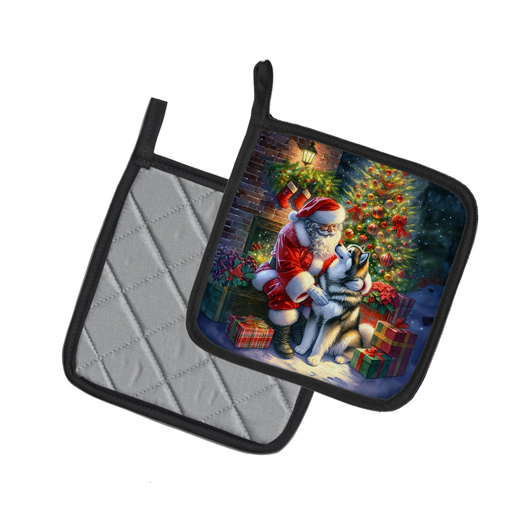 Alaskan Malamute and Santa Claus Pot Holder Set of 2 Heat Resistant Quilted Hot Pads 7.5 x 7.5 Inch, Insulated Kitchen Trivets for Cooking & Baking