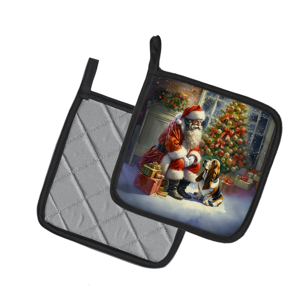Basset Hound and Santa Claus Pot Holder Set of 2 Heat Resistant Quilted Hot Pads 7.5 x 7.5 Inch, Insulated Kitchen Trivets for Cooking & Baking