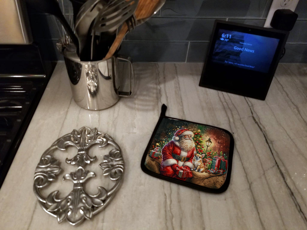 Chihuahua and Santa Claus Pot Holder Set of 2 Heat Resistant Quilted Hot Pads 7.5 x 7.5 Inch, Insulated Kitchen Trivets for Cooking & Baking