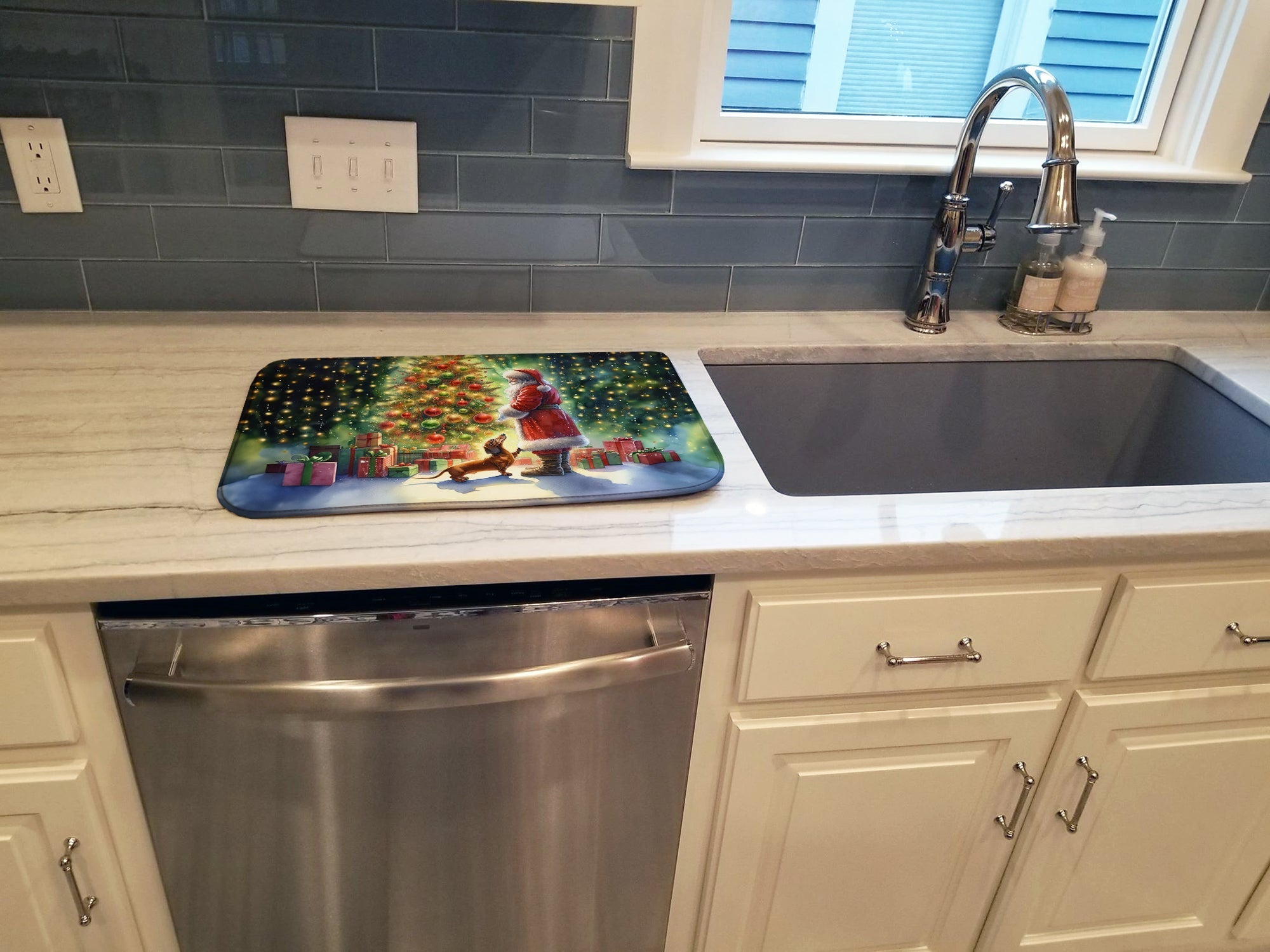 Dachshund and Santa Claus Dish Drying Mat Absorbent Dish Drying Mat Pad for Kitchen Counter Dish Drainer Mat for Countertop, 14 x 21", Multicolor
