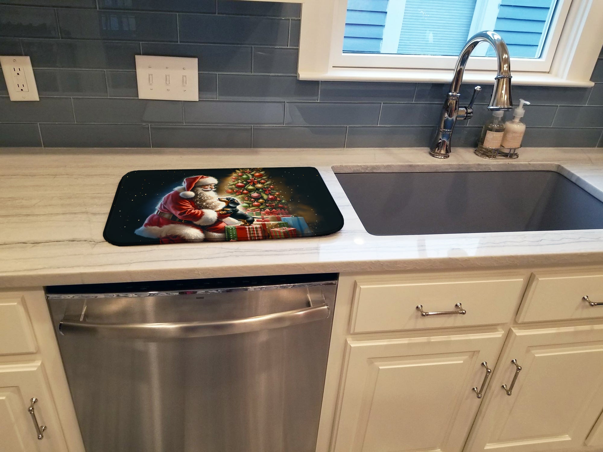 Dachshund and Santa Claus Dish Drying Mat Absorbent Dish Drying Mat Pad for Kitchen Counter Dish Drainer Mat for Countertop, 14 x 21", Multicolor