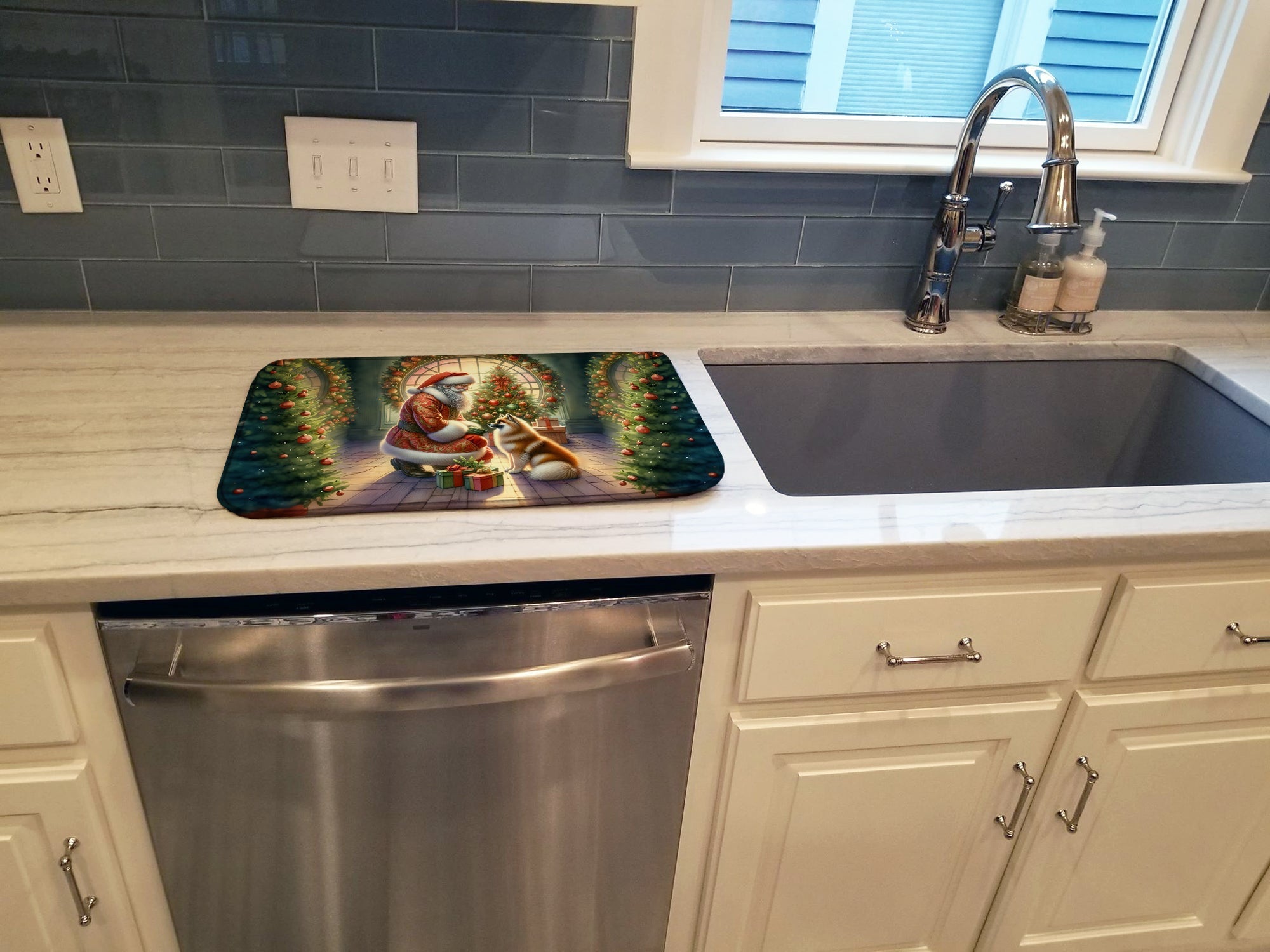Finnish Spitz and Santa Claus Dish Drying Mat Absorbent Dish Drying Mat Pad for Kitchen Counter Dish Drainer Mat for Countertop, 14 x 21", Multicolor