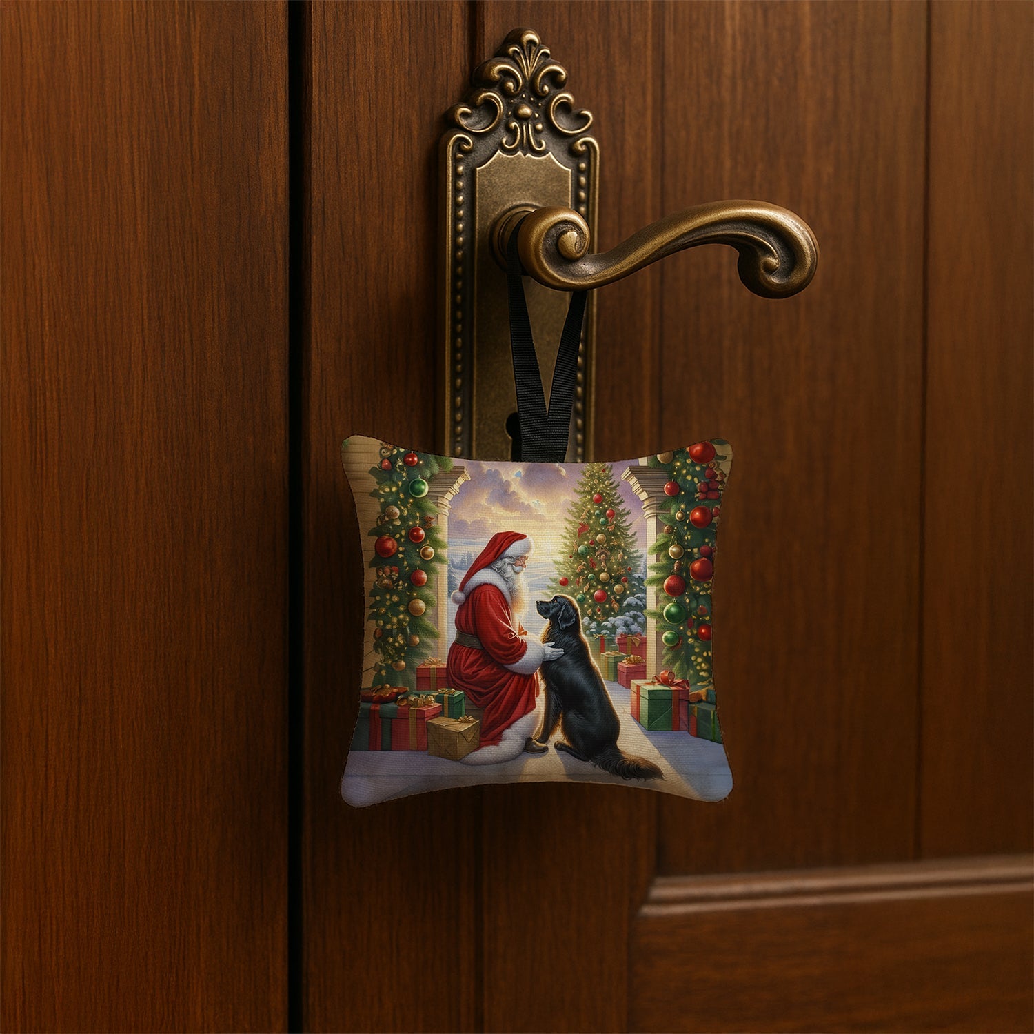 Flat-Coated Retriever and Santa Claus Hanging Square Fabric Ornament 3.5 × 3.5 Decorative Door-Knob & Tree Hanger, Soft Fabric