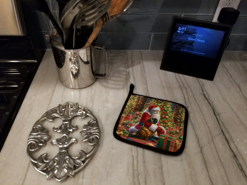 Mastiff and Santa Claus Pot Holder Set of 2 Heat Resistant Quilted Hot Pads 7.5 x 7.5 Inch, Insulated Kitchen Trivets for Cooking & Baking