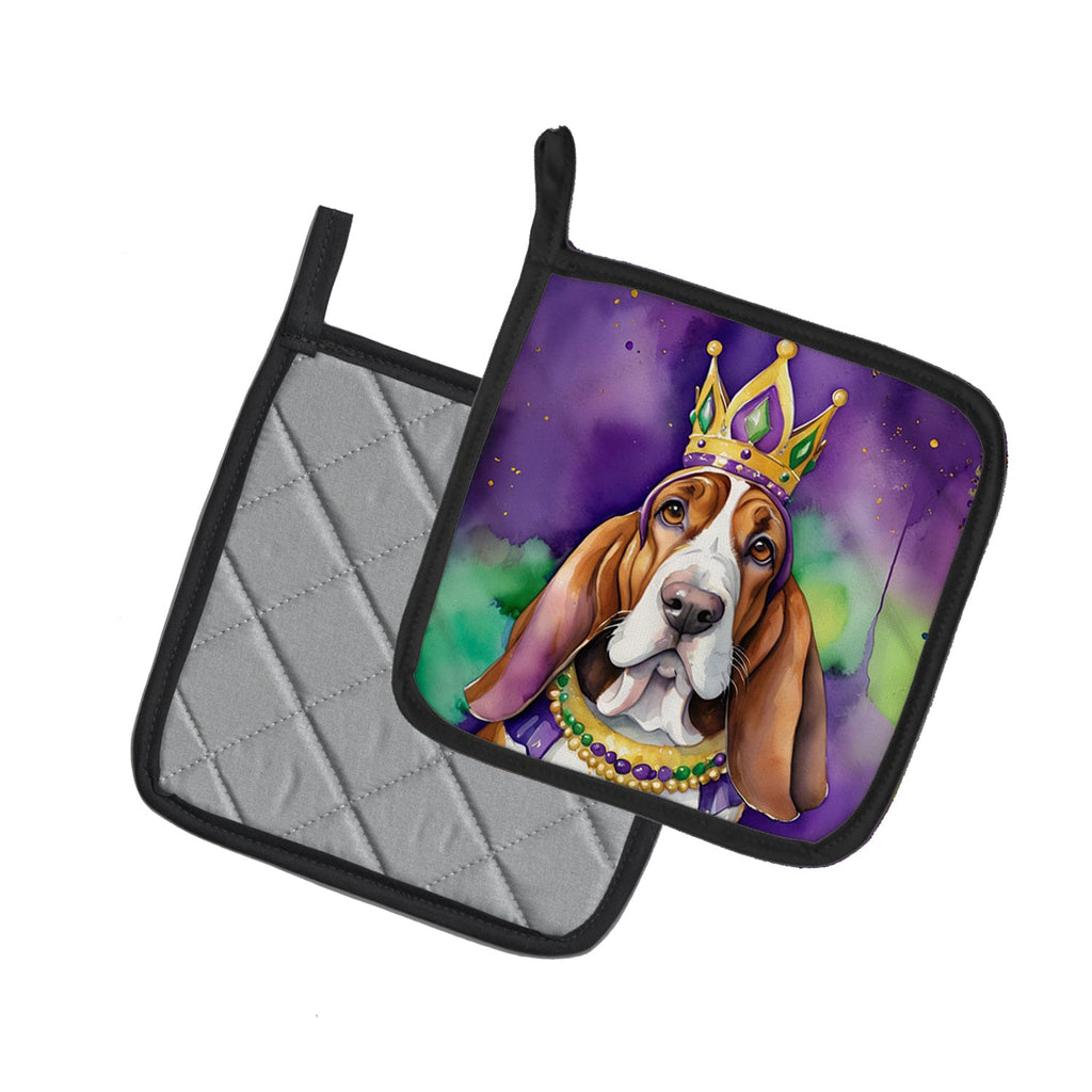 Basset Hound King of Mardi Gras Pot Holder Set of 2 Heat Resistant Quilted Hot Pads 7.5 x 7.5 Inch, Insulated Kitchen Trivets for Cooking & Baking