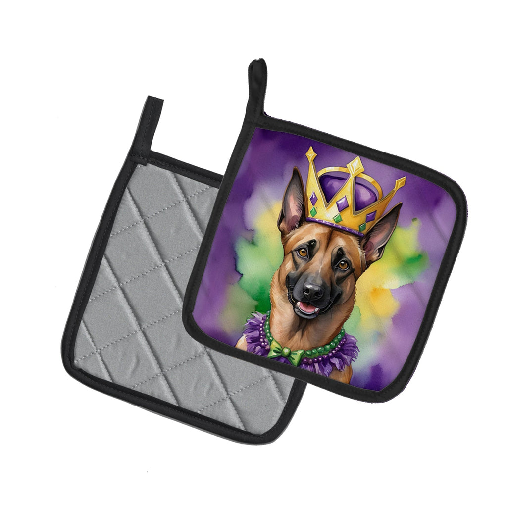 Belgian Malinois King of Mardi Gras Pot Holder Set of 2 Heat Resistant Quilted Hot Pads 7.5 x 7.5 Inch, Insulated Kitchen Trivets for Cooking & Baking