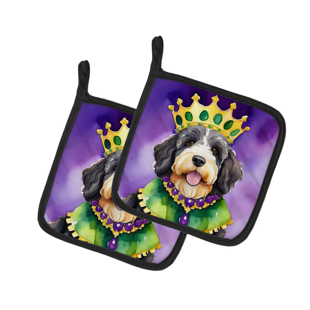Bernedoodle King of Mardi Gras Pot Holder Set of 2 Heat Resistant Quilted Hot Pads 7.5 x 7.5 Inch, Insulated Kitchen Trivets for Cooking & Baking
