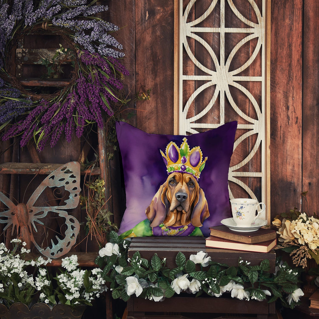 Bloodhound King of Mardi Gras Decorative Throw Pillow 14x14 Indoor Outdoor Accent Cushion, Fabric Cover with Insert for Sofa, Bed, Porch & Living Room