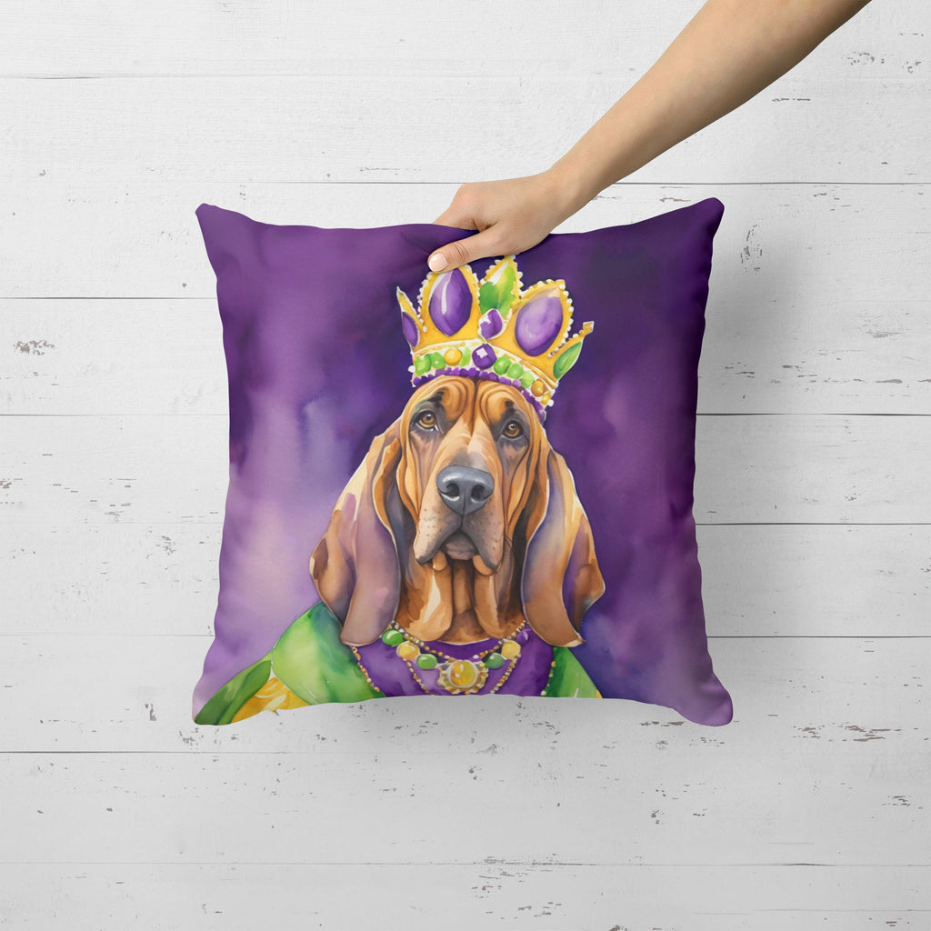 Bloodhound King of Mardi Gras Decorative Throw Pillow 18x18 Indoor Outdoor Accent Cushion, Fabric Cover with Insert for Sofa, Bed, Porch & Living Room
