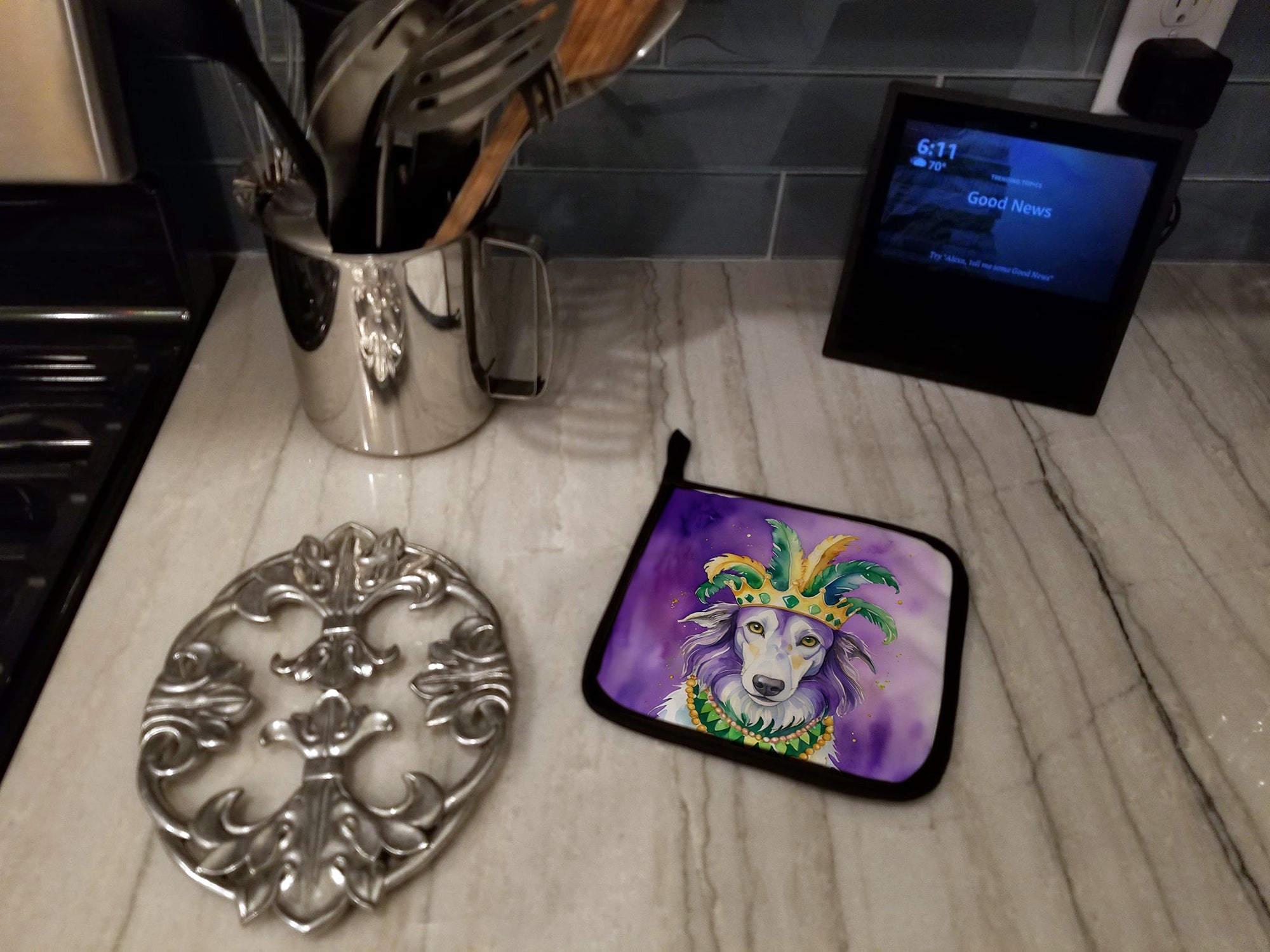 Borzoi King of Mardi Gras Pot Holder Set of 2 Heat Resistant Quilted Hot Pads 7.5 x 7.5 Inch, Insulated Kitchen Trivets for Cooking & Baking