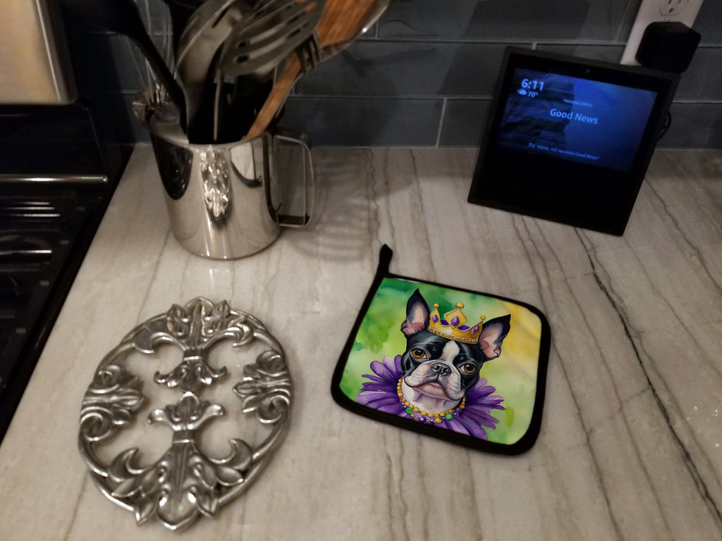 Boston Terrier King of Mardi Gras Pot Holder Set of 2 Heat Resistant Quilted Hot Pads 7.5 x 7.5 Inch, Insulated Kitchen Trivets for Cooking & Baking