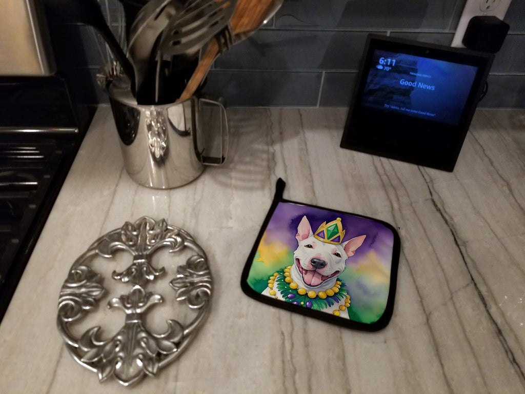 English Bull Terrier King of Mardi Gras Pot Holder Set of 2 Heat Resistant Quilted Hot Pads 7.5 x 7.5 Inch, Insulated Kitchen Trivets for Cooking & Baking