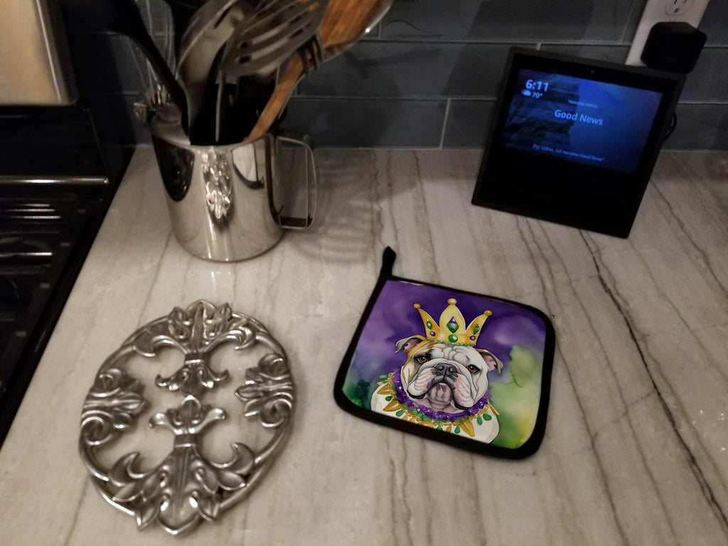 English Bulldog King of Mardi Gras Pot Holder Set of 2 Heat Resistant Quilted Hot Pads 7.5 x 7.5 Inch, Insulated Kitchen Trivets for Cooking & Baking