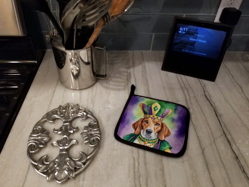 English Foxhound King of Mardi Gras Pot Holder Set of 2 Heat Resistant Quilted Hot Pads 7.5 x 7.5 Inch, Insulated Kitchen Trivets for Cooking & Baking