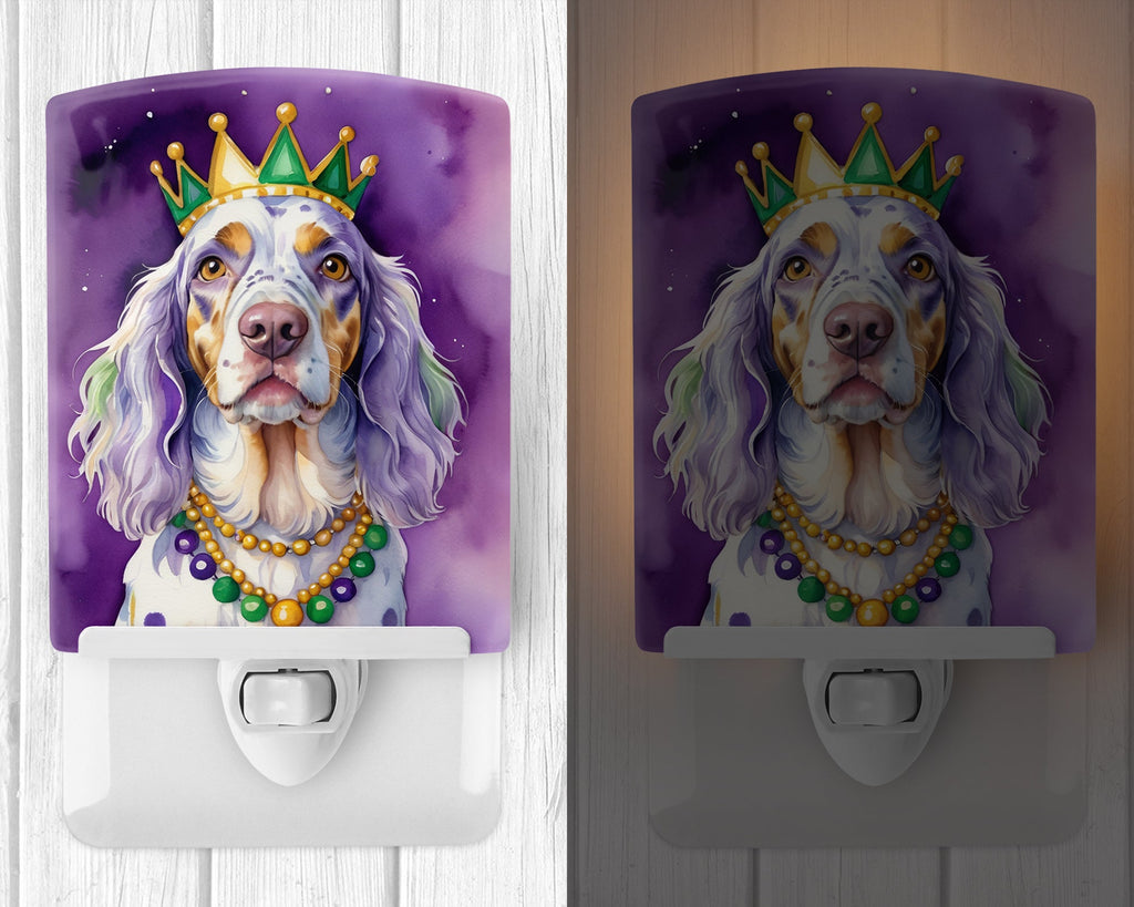 English Setter King of Mardi Gras Ceramic Night Light Compact, UL-Certified, Ideal for Bedroom, Bathroom, Nursery, Hallway, Kitchen, 6x4x3, Multicolor