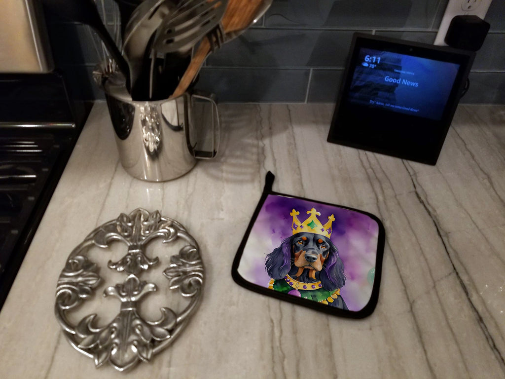 Gordon Setter King of Mardi Gras Pot Holder Set of 2 Heat Resistant Quilted Hot Pads 7.5 x 7.5 Inch, Insulated Kitchen Trivets for Cooking & Baking