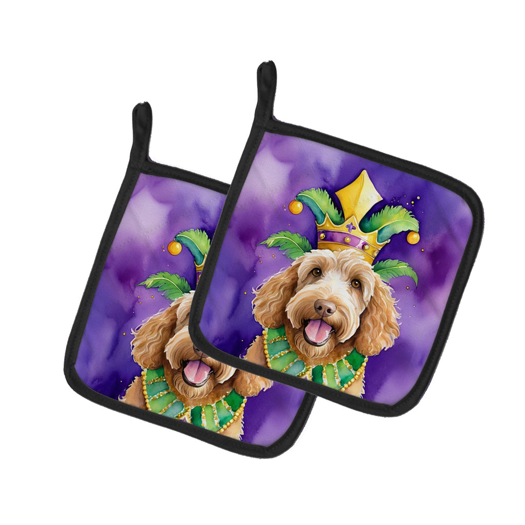 Labradoodle King of Mardi Gras Pot Holder Set of 2 Heat Resistant Quilted Hot Pads 7.5 x 7.5 Inch, Insulated Kitchen Trivets for Cooking & Baking