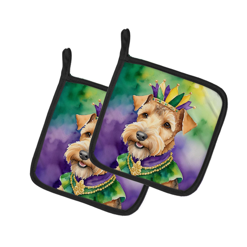 Lakeland Terrier King of Mardi Gras Pot Holder Set of 2 Heat Resistant Quilted Hot Pads 7.5 x 7.5 Inch, Insulated Kitchen Trivets for Cooking & Baking
