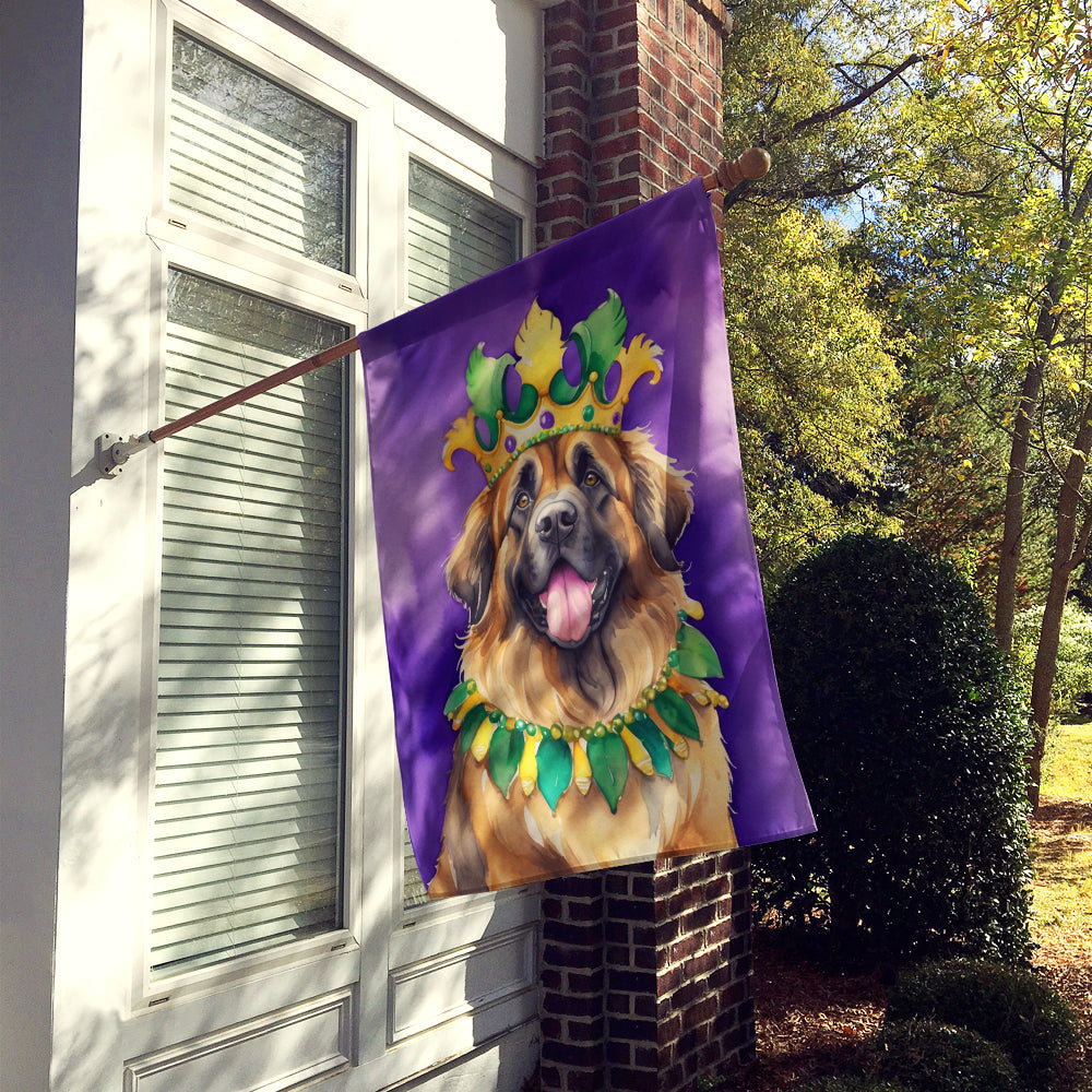 Leonberger King of Mardi Gras House Flag 28x40 Porch Sleeve Pole Decorative Outside Yard Banner Artwork Wall Hanging, Polyester