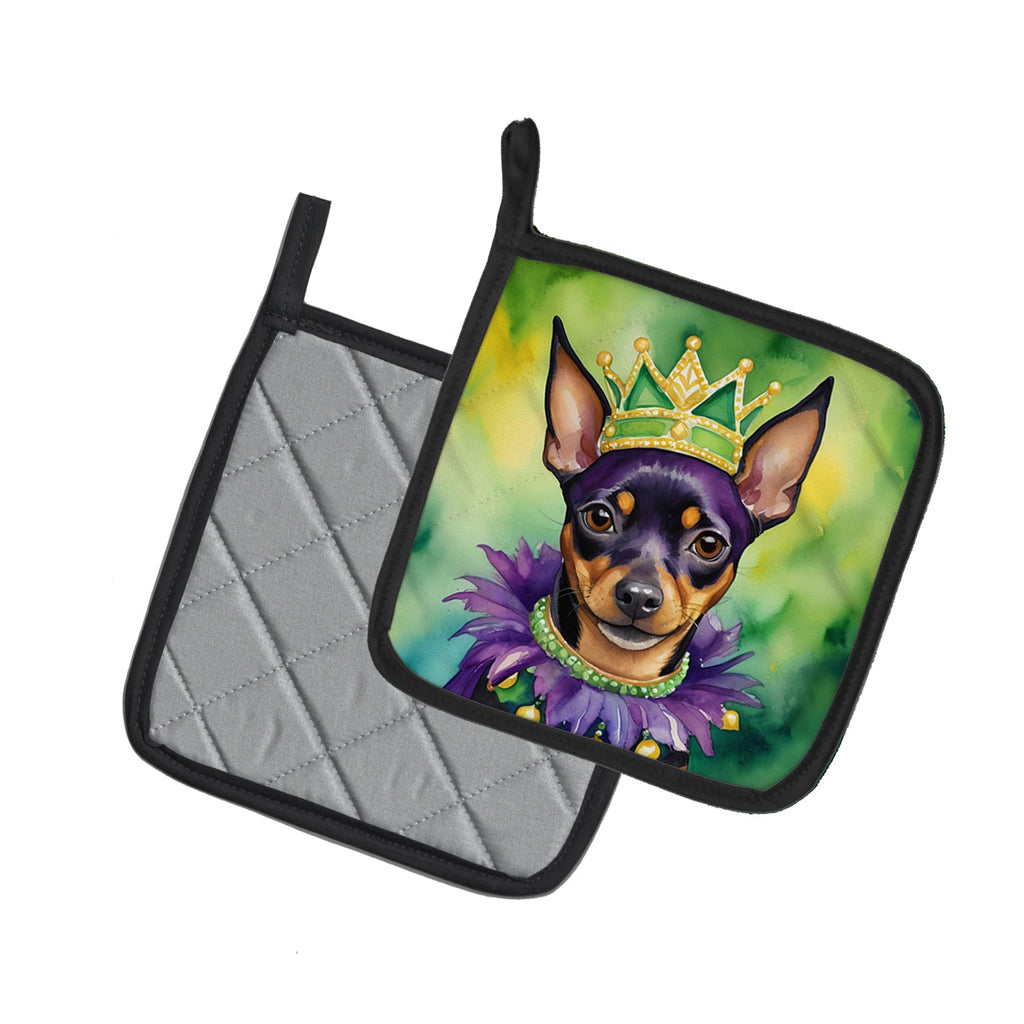 Miniature Pinscher King of Mardi Gras Pot Holder Set of 2 Heat Resistant Quilted Hot Pads 7.5 x 7.5 Inch, Insulated Kitchen Trivets for Cooking & Baking