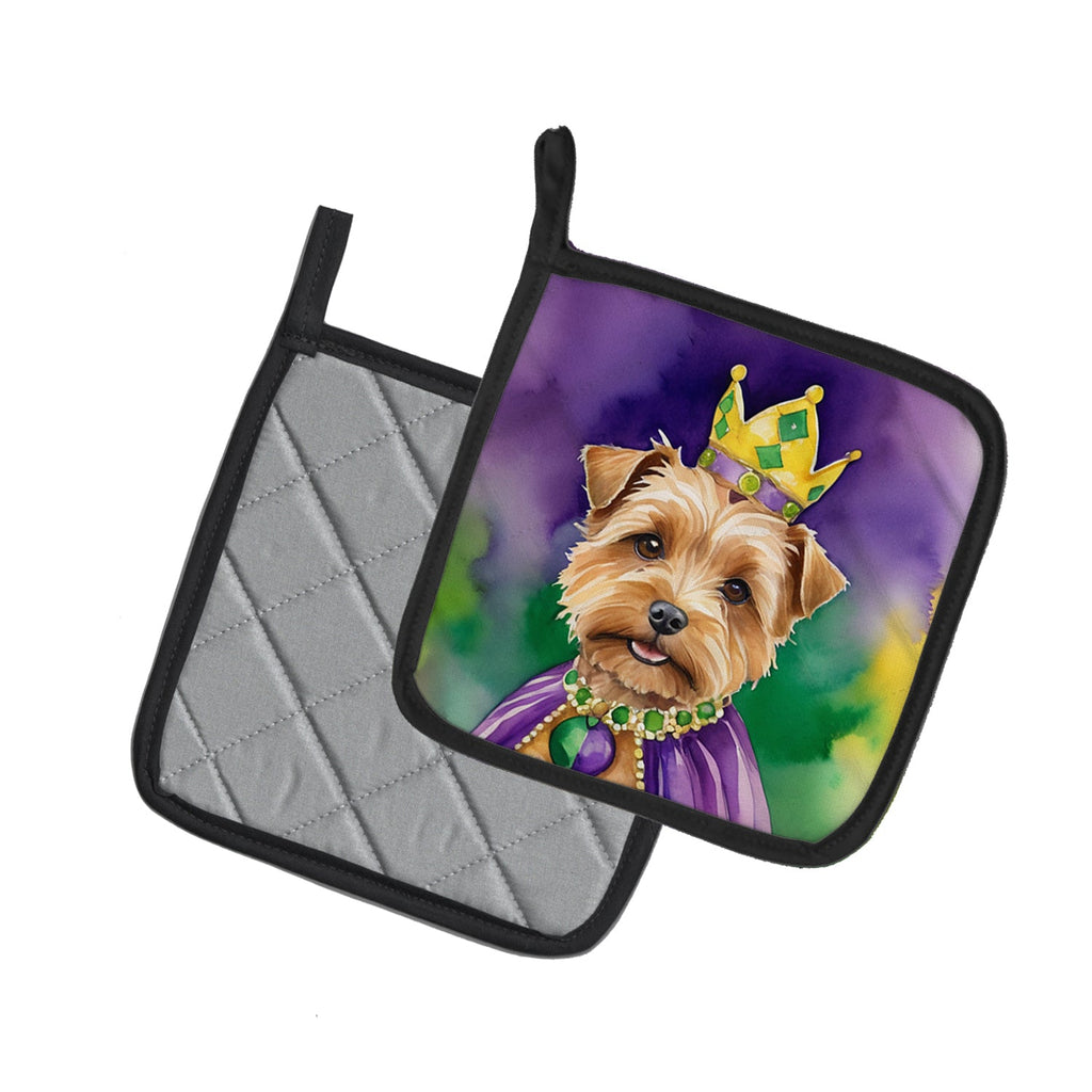 Norfolk Terrier King of Mardi Gras Pot Holder Set of 2 Heat Resistant Quilted Hot Pads 7.5 x 7.5 Inch, Insulated Kitchen Trivets for Cooking & Baking