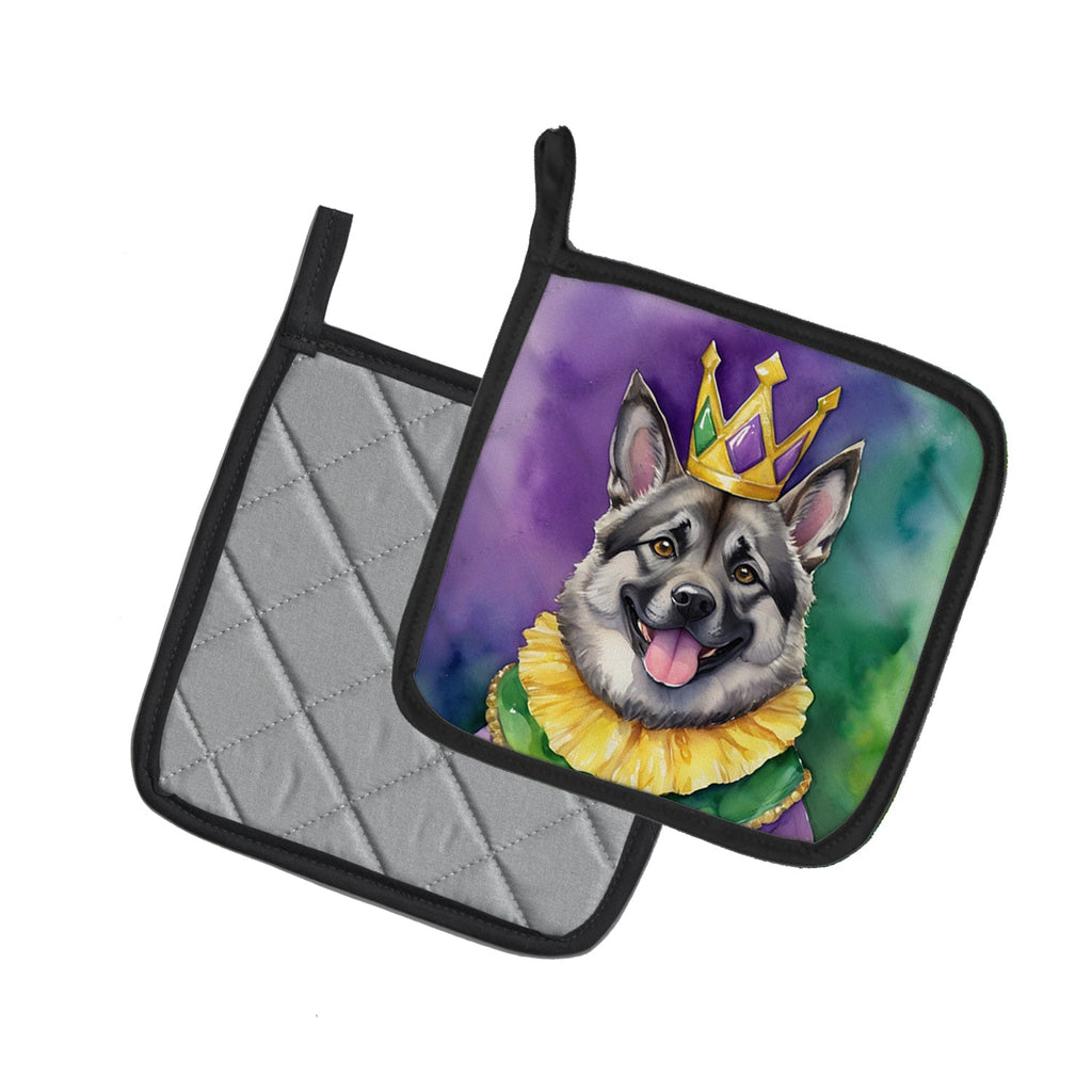 Norwegian Elkhound King of Mardi Gras Pot Holder Set of 2 Heat Resistant Quilted Hot Pads 7.5 x 7.5 Inch, Insulated Kitchen Trivets for Cooking & Baking
