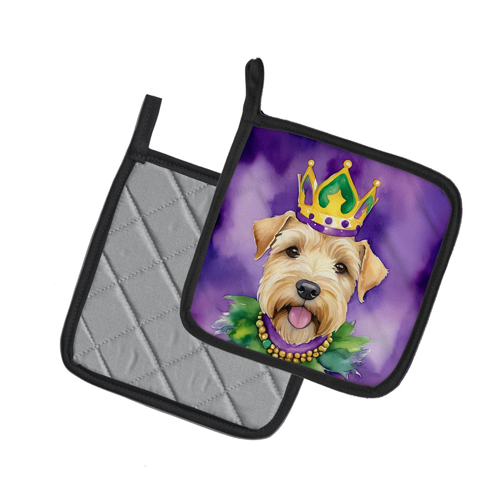 Wheaten Terrier King of Mardi Gras Pot Holder Set of 2 Heat Resistant Quilted Hot Pads 7.5 x 7.5 Inch, Insulated Kitchen Trivets for Cooking & Baking