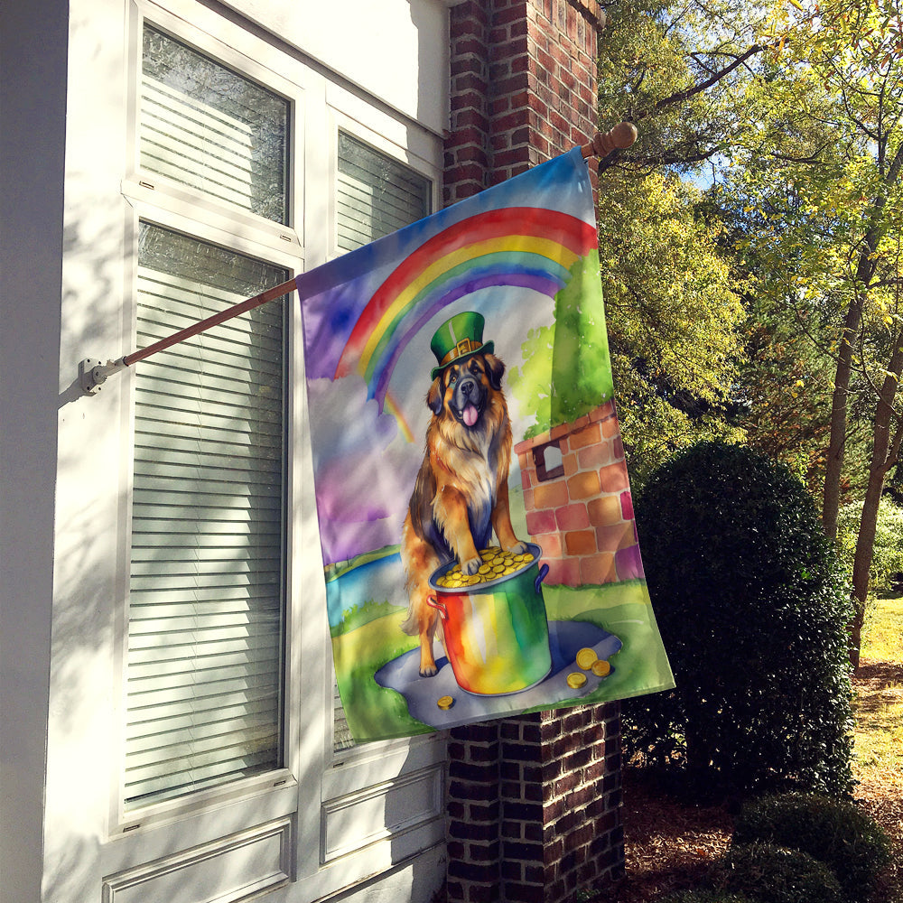 Leonberger St Patrick's Day House Flag 28x40 Porch Sleeve Pole Decorative Outside Yard Banner Artwork Wall Hanging, Polyester