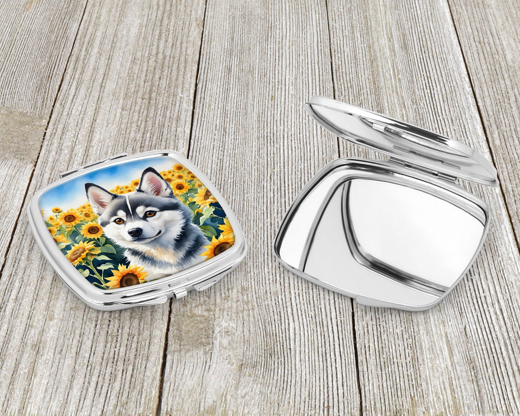 Alaskan Klee Kai in Sunflowers Compact Mirror Decorative Travel Makeup Mirror for Women Girls Gifts Pocket Makeup Mirror Folding Handheld