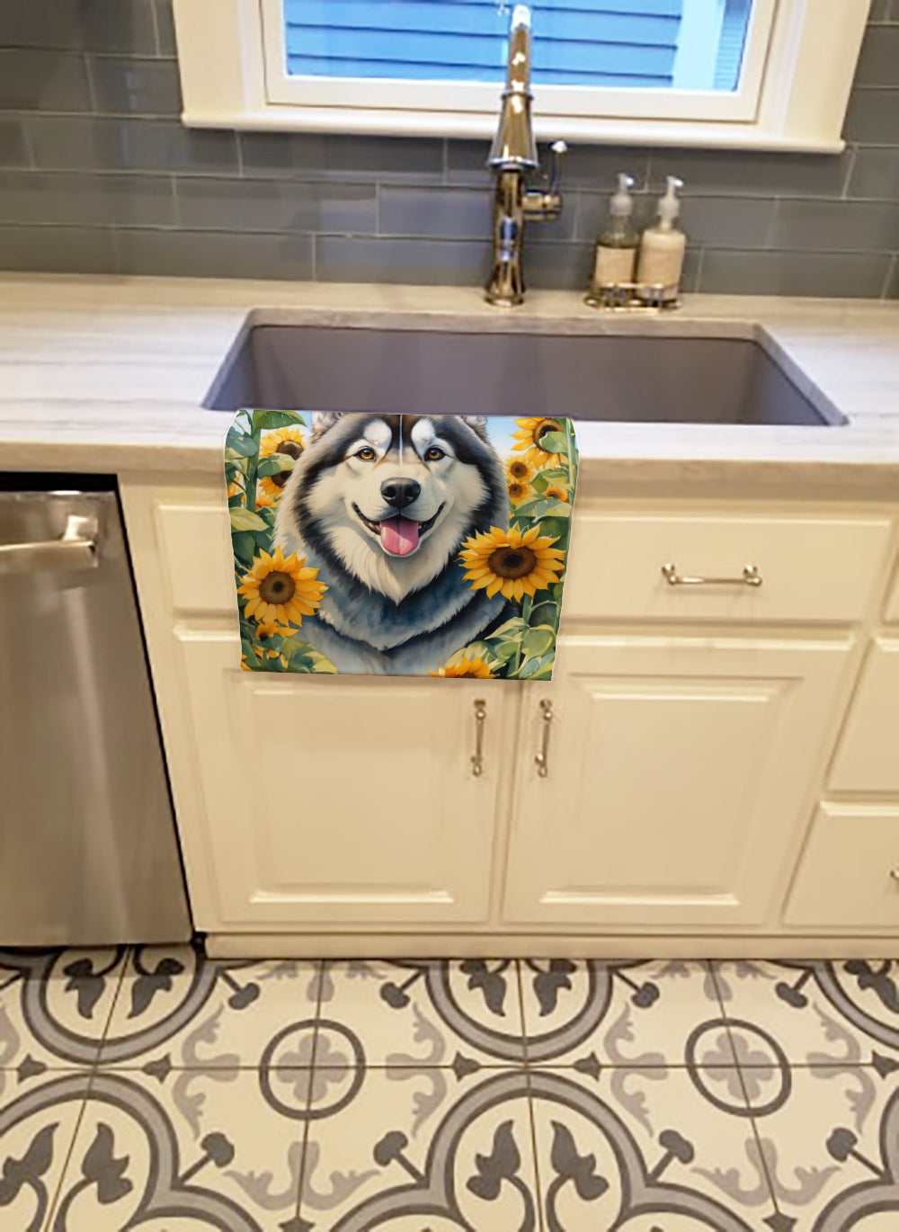 Alaskan Malamute in Sunflowers Kitchen Towel Velour Plush Front and Cotton Loop Back Machine Washable