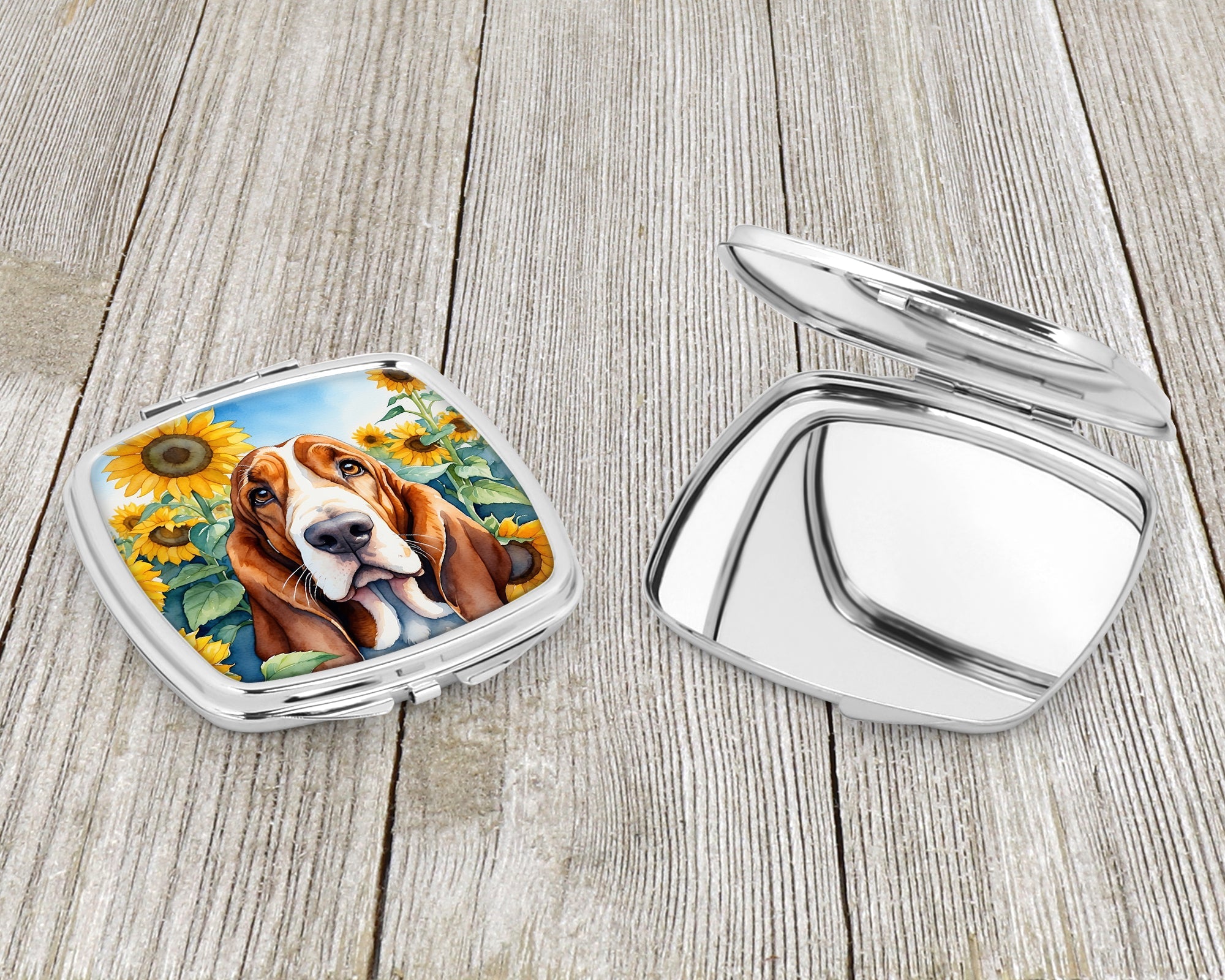 Basset Hound in Sunflowers Compact Mirror Decorative Travel Makeup Mirror for Women Girls Gifts Pocket Makeup Mirror Folding Handheld