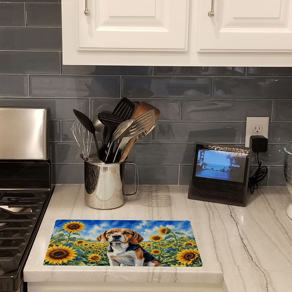 Beagle in Sunflowers Cutting Board Tempered Glass Kitchen Cutting Surface, Heat Resistant Chopping Board with Non-Slip Feet, Decorative Food Prep & Serving
