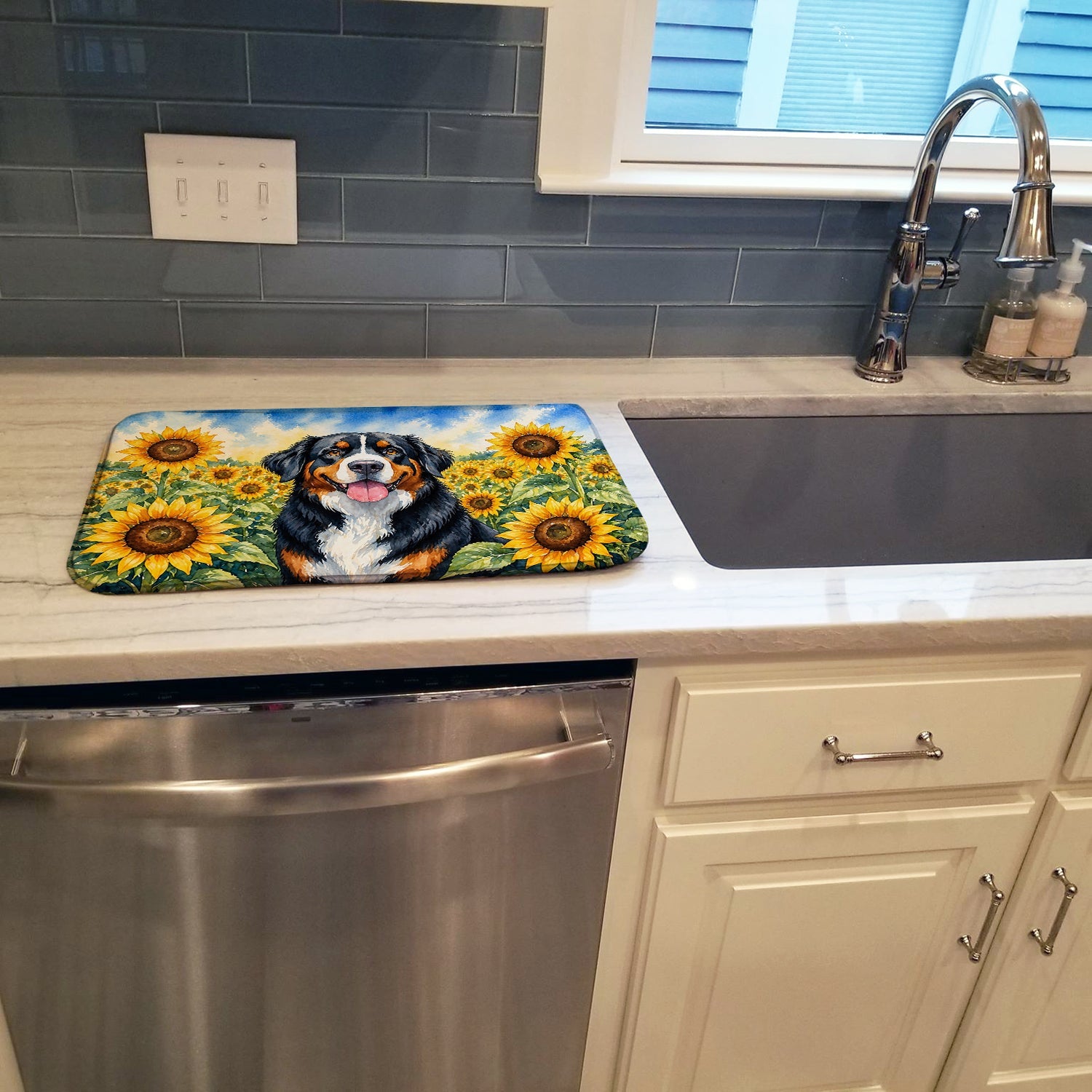Bernese Mountain Dog in Sunflowers Dish Drying Mat Absorbent Dish Drying Mat Pad for Kitchen Counter Dish Drainer Mat for Countertop, 14 x 21", Multicolor